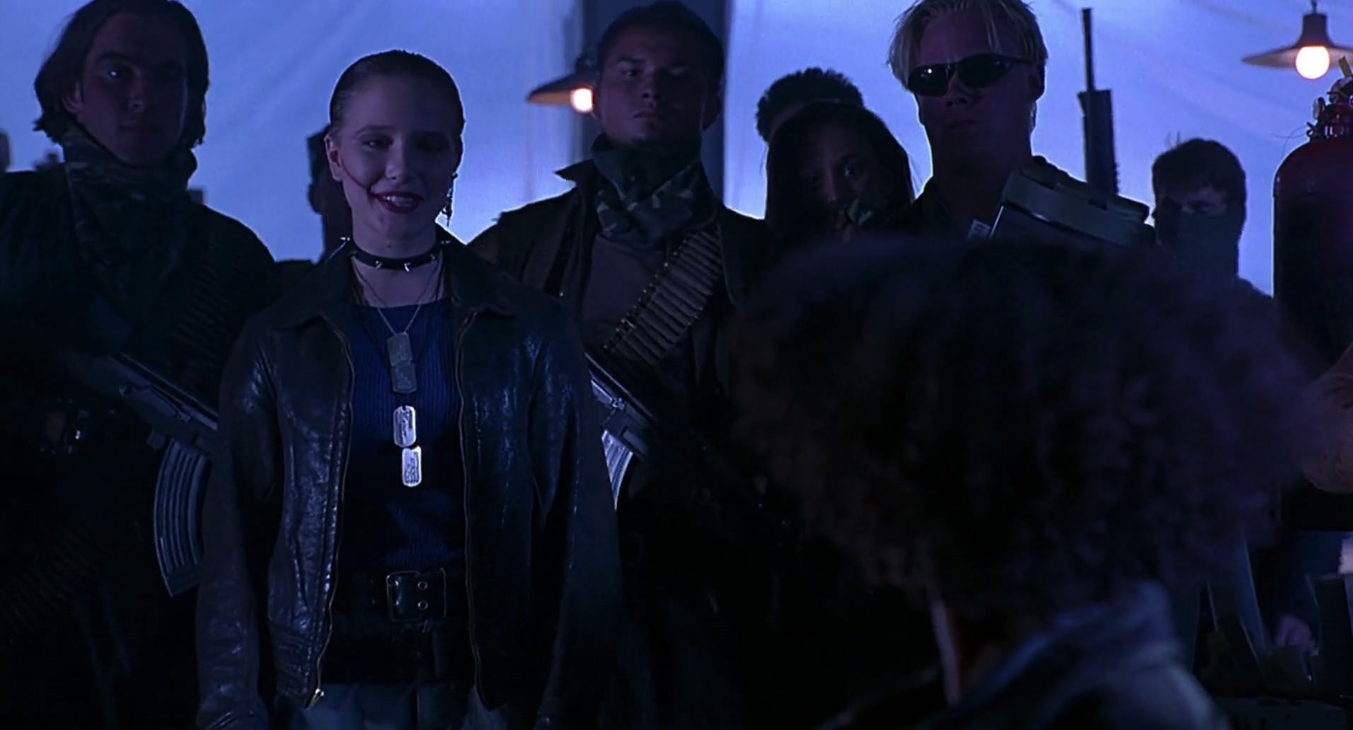 Barb Wire (1996) HD screenshot 5342