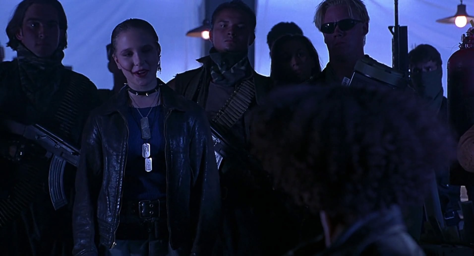Barb Wire (1996) screencap 5343