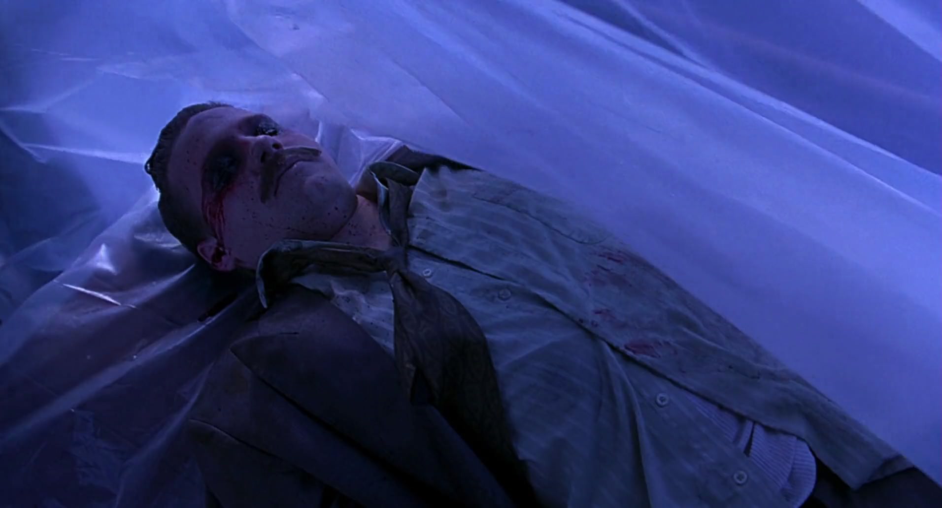Barb Wire (1996) screencap 5370
