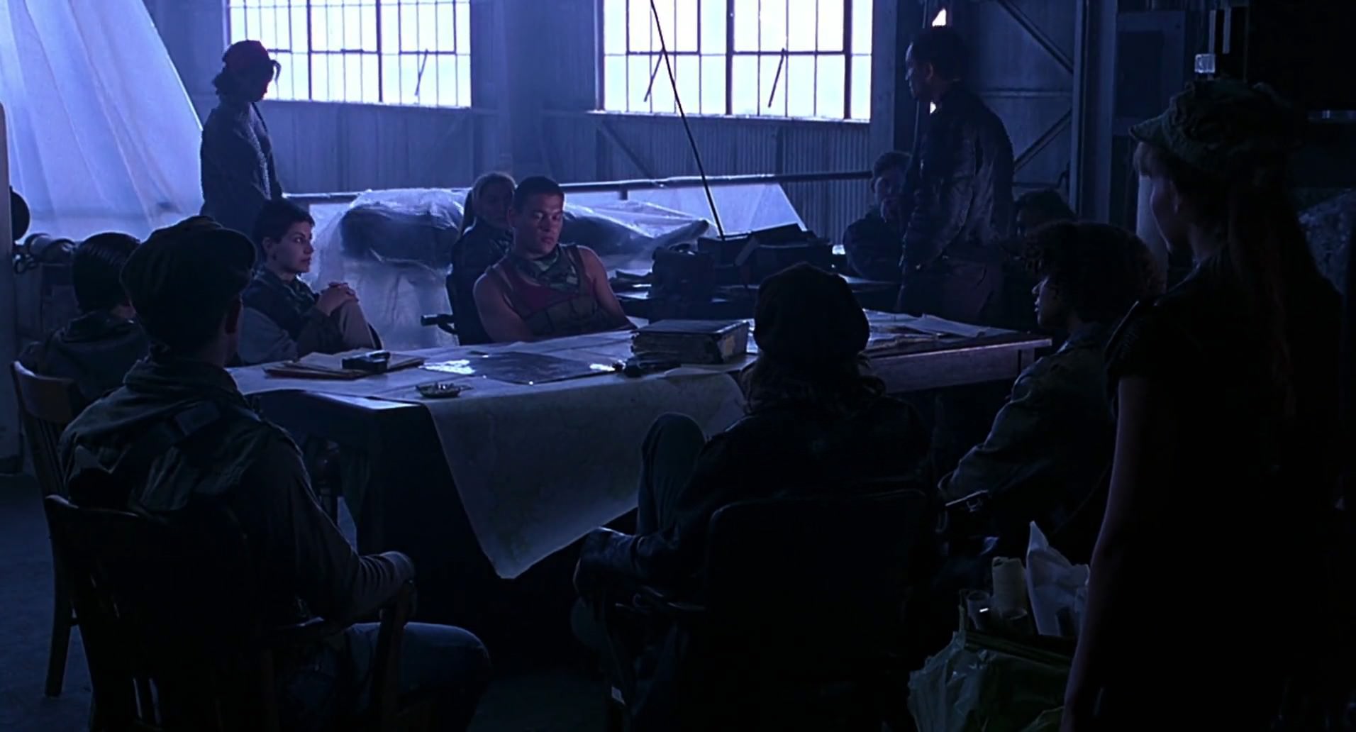 Barb Wire (1996) screencap 5385