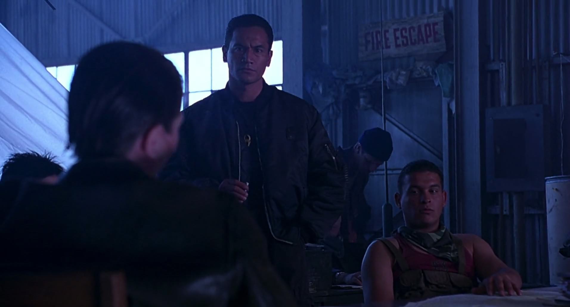 Barb Wire (1996) HD screenshot 5402