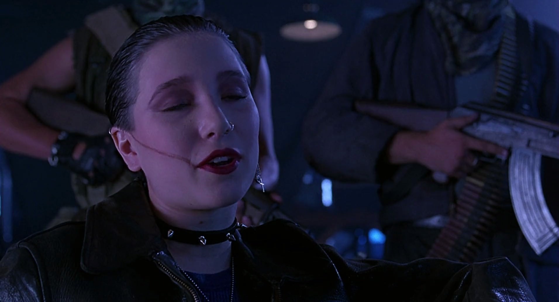 Barb Wire (1996) screencap 5412