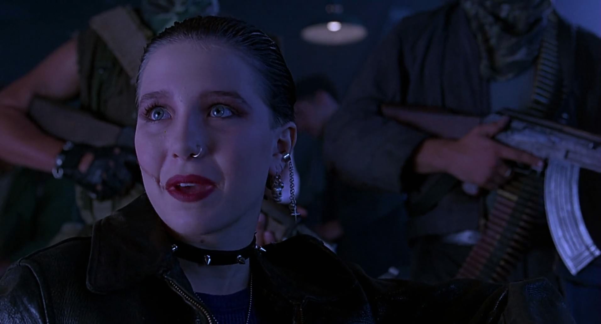 Barb Wire (1996) screencap 5454