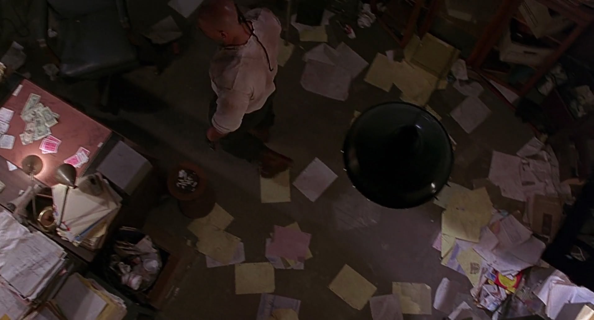 Barb Wire (1996) HD screenshot 5510