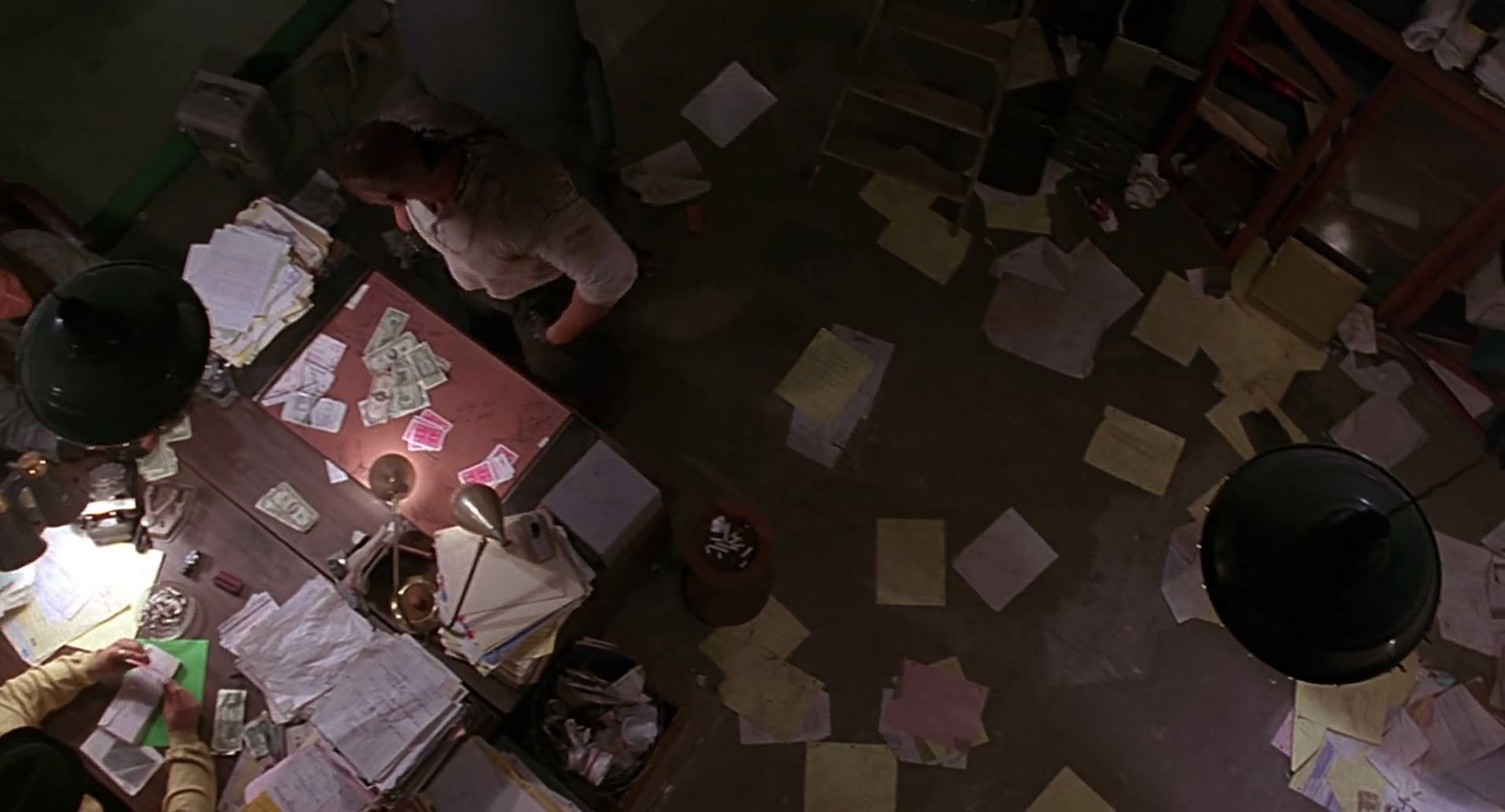 Barb Wire (1996) HD screenshot 5513
