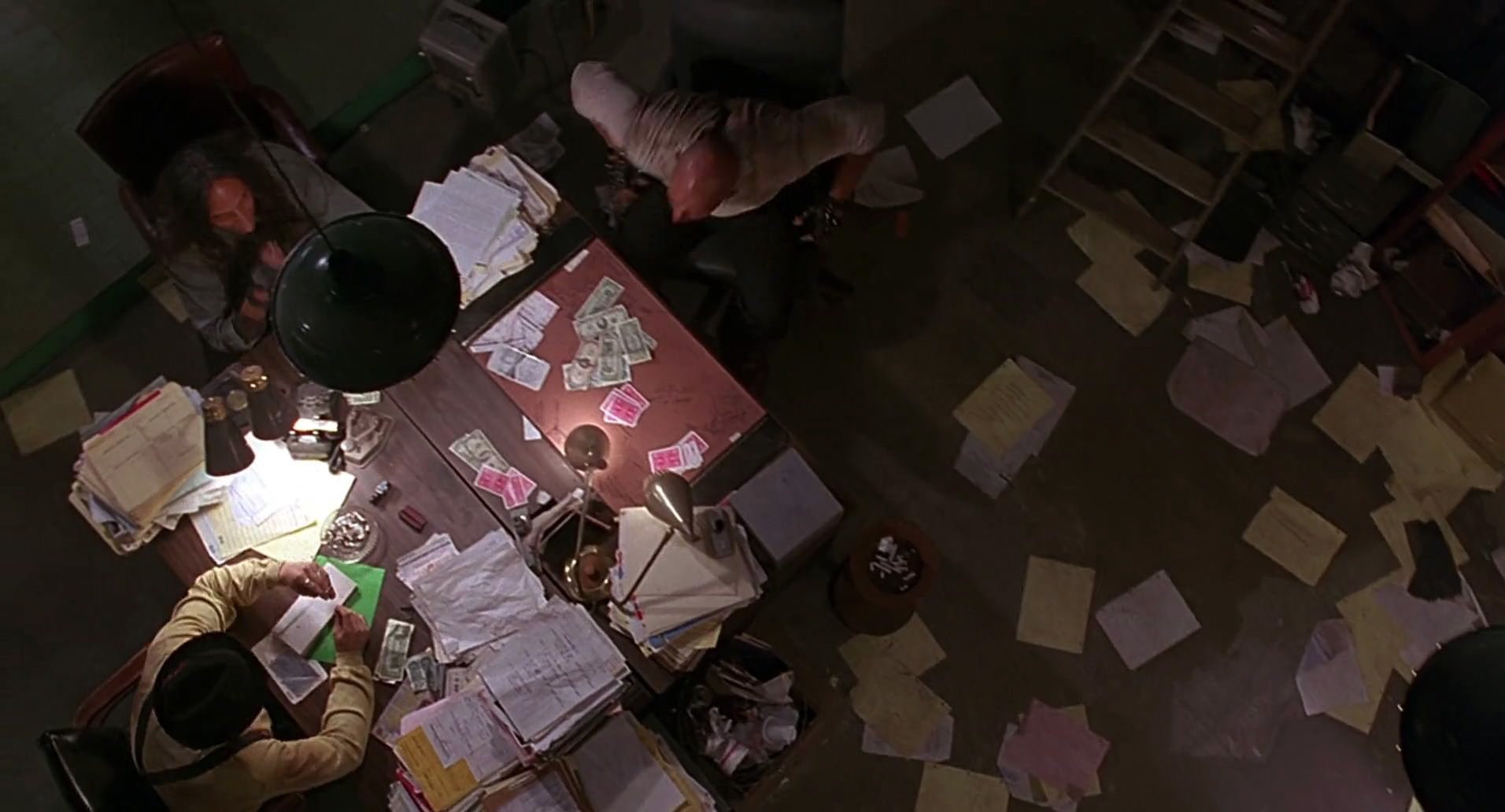 Barb Wire (1996) HD screenshot 5516