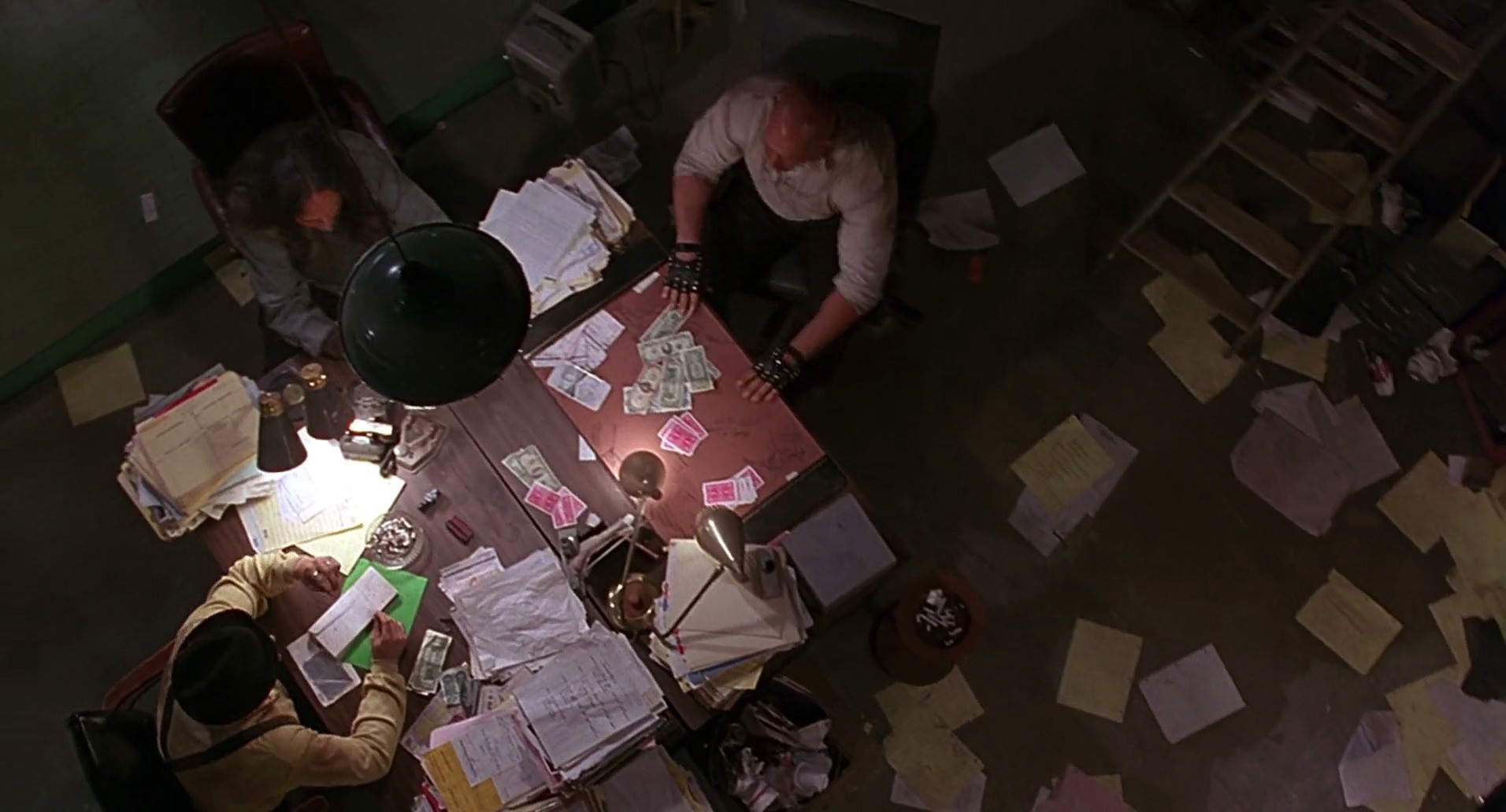 Barb Wire (1996) screencap 5517
