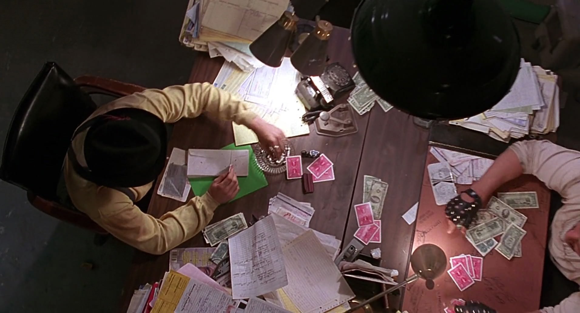 Barb Wire (1996) HD screenshot 5528