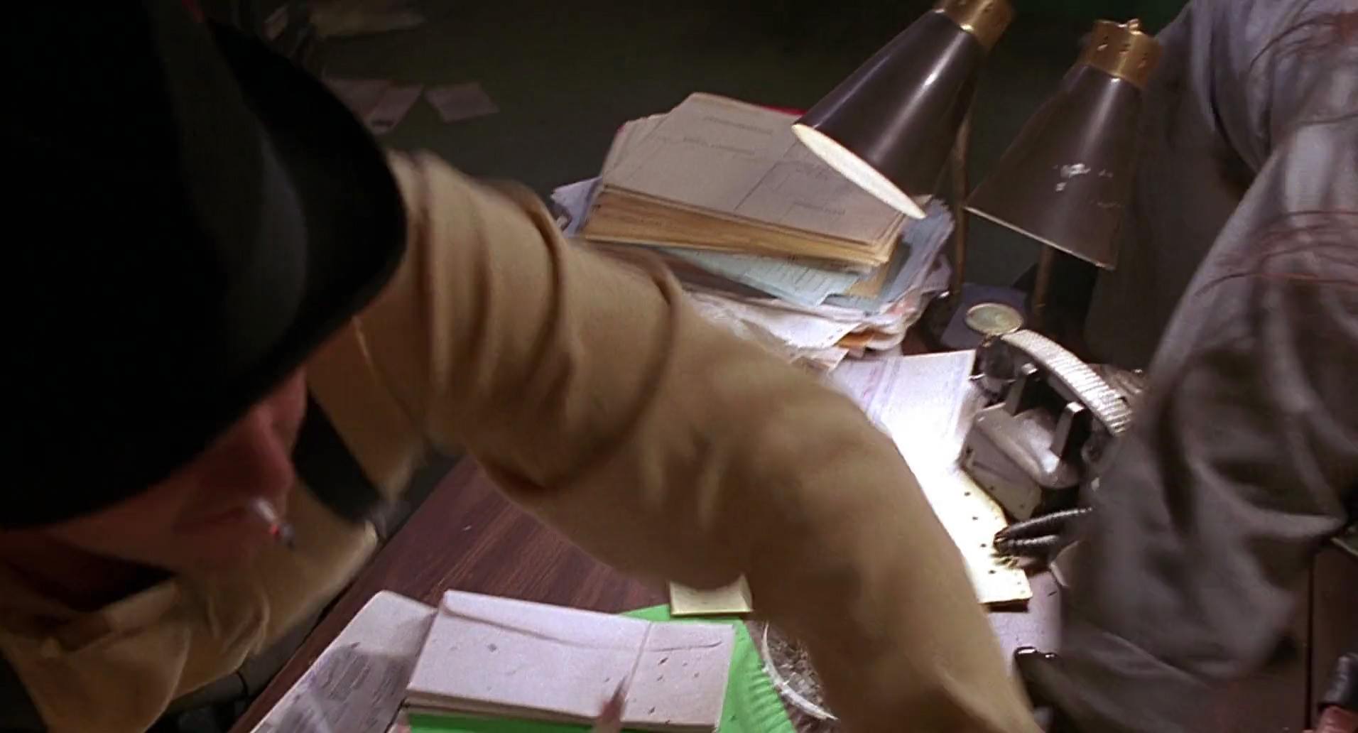 Barb Wire (1996) HD screenshot 5537