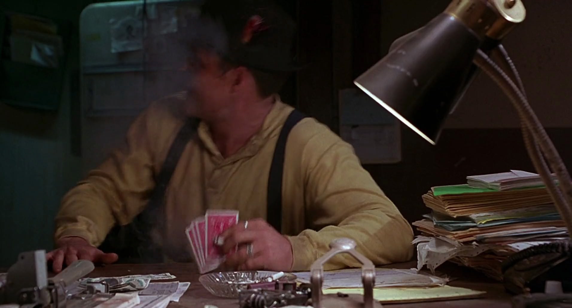 Barb Wire (1996) screencap 5553