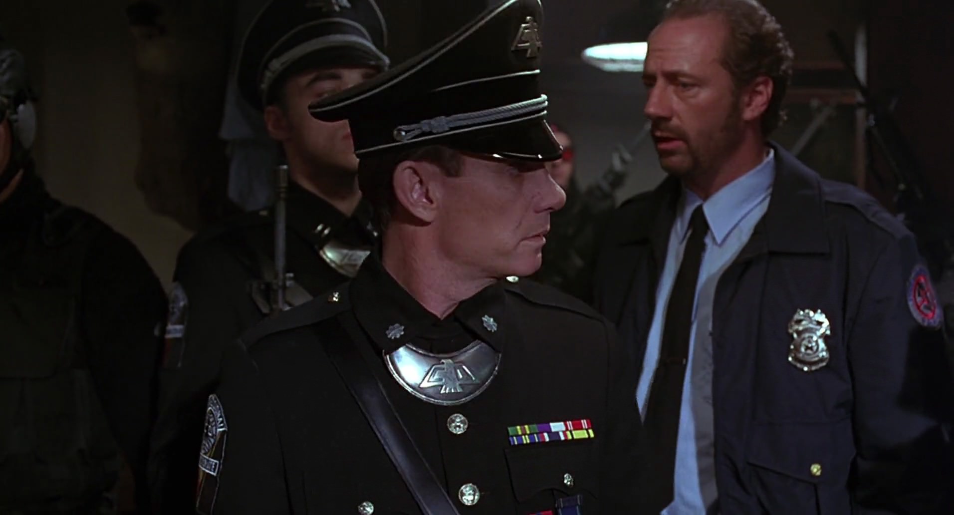 Barb Wire (1996) HD screenshot 5627