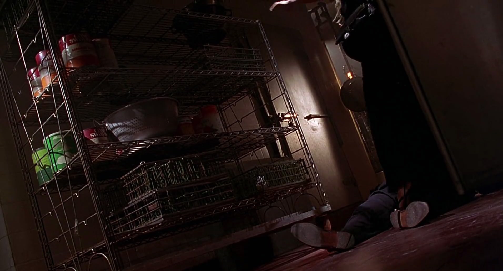Barb Wire (1996) HD screenshot 563