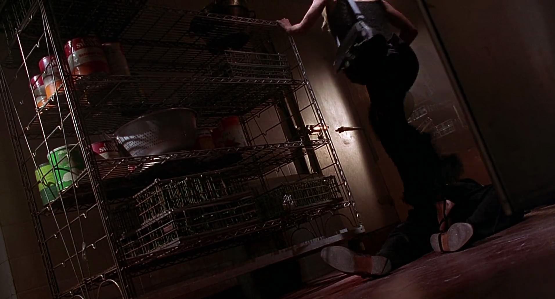 Barb Wire (1996) screencap 564