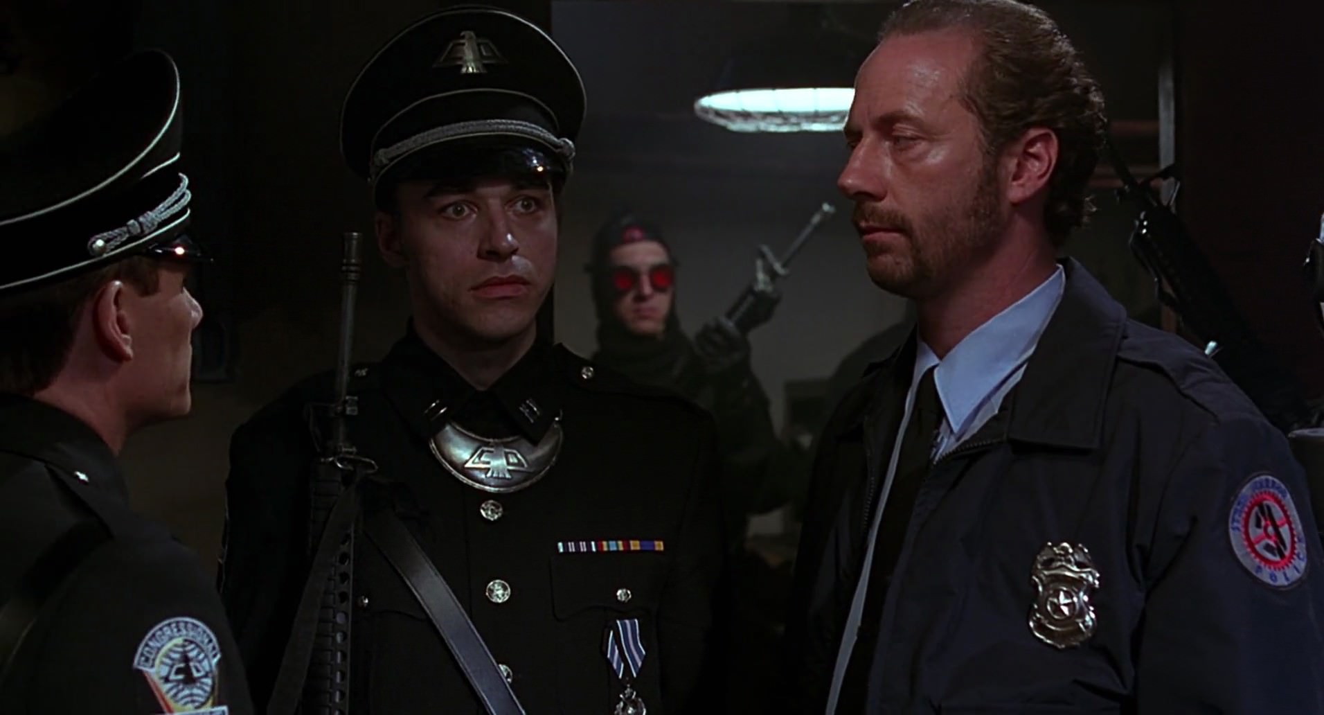 Barb Wire (1996) HD screenshot 5657