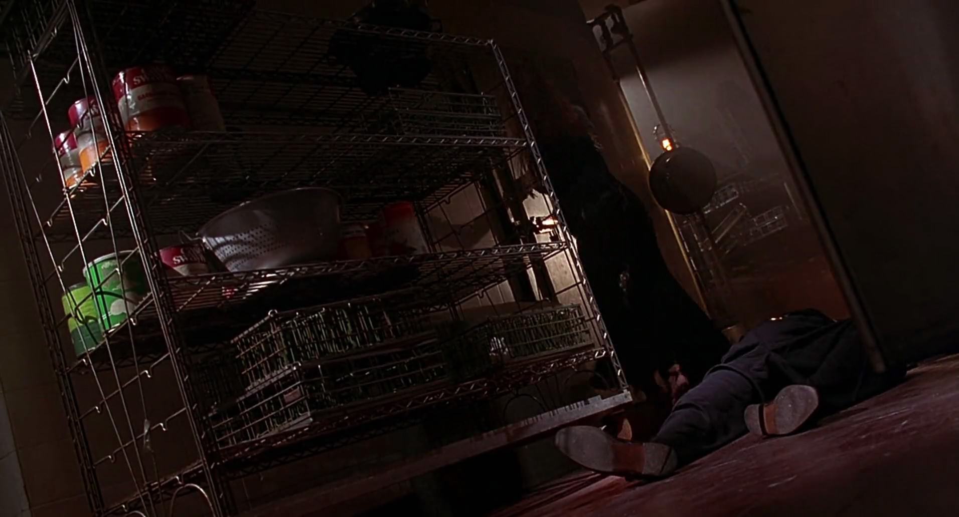 Barb Wire (1996) HD screenshot 566
