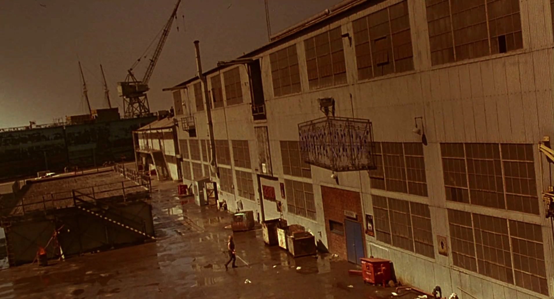 Barb Wire (1996) HD screenshot 5741