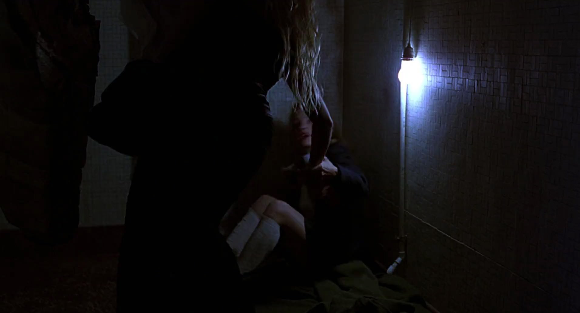 Barb Wire (1996) movie still 580
