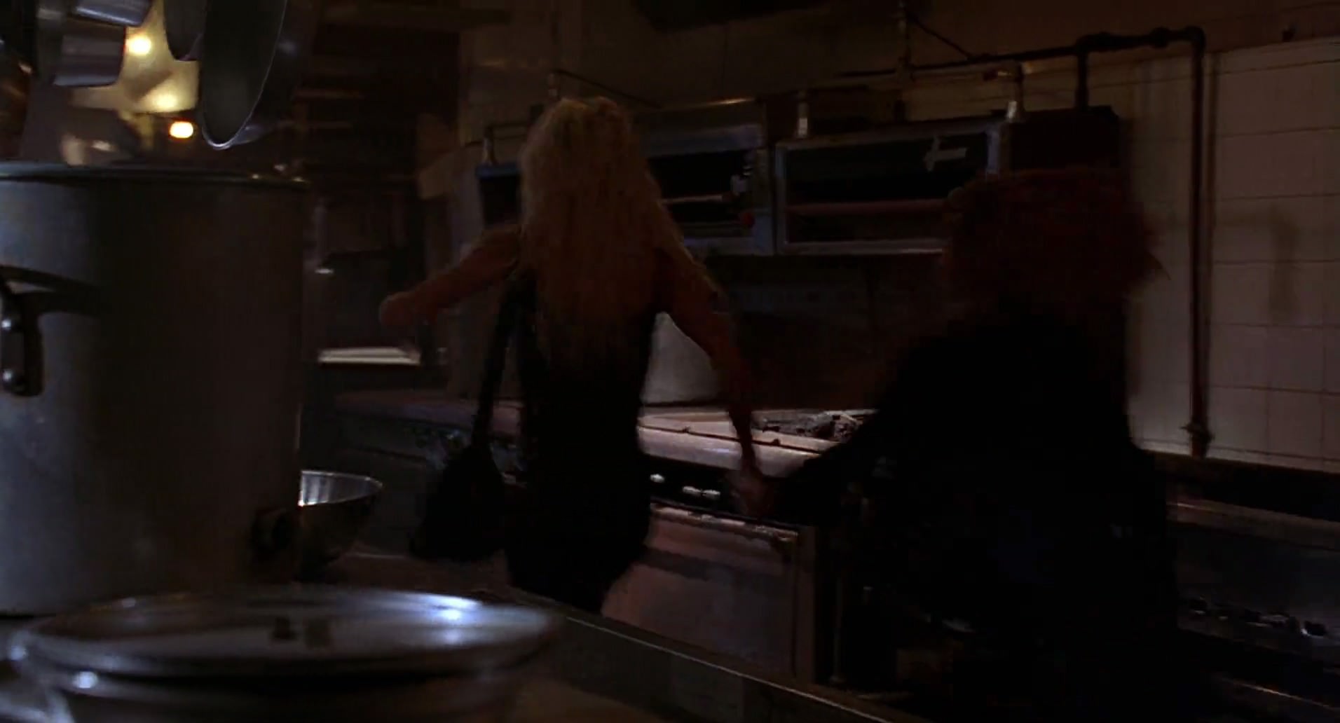 Barb Wire (1996) HD screenshot 584