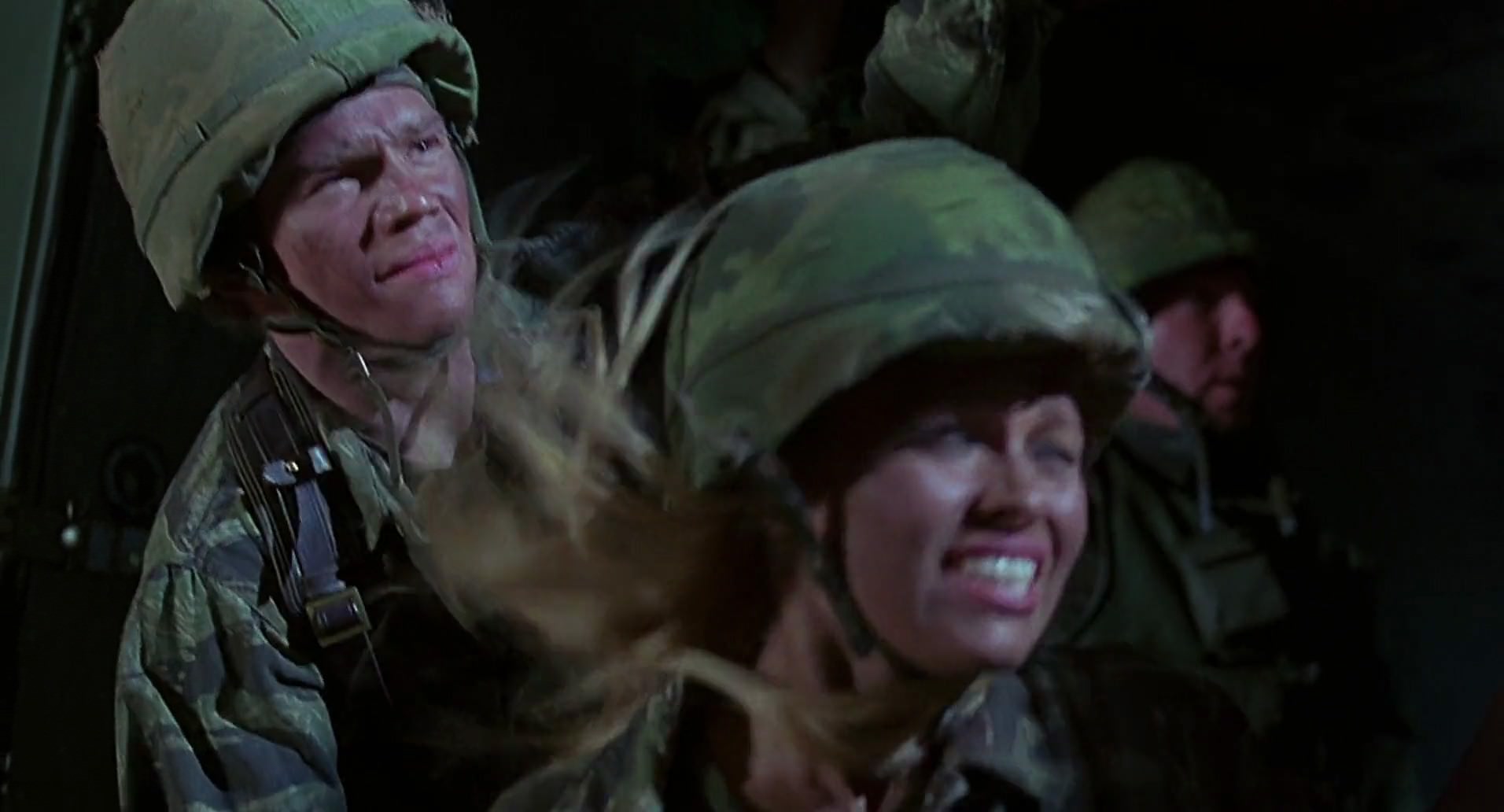 Barb Wire (1996) HD screenshot 5876