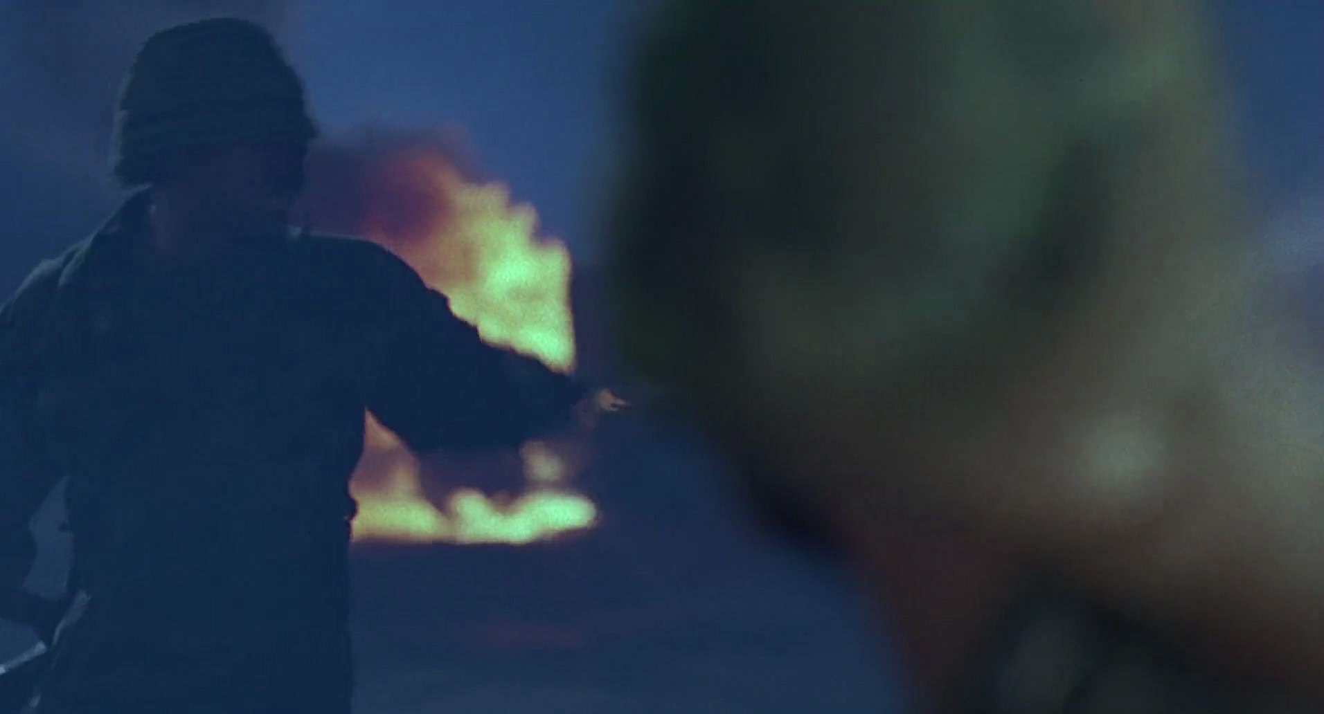 Barb Wire (1996) screencap 5883