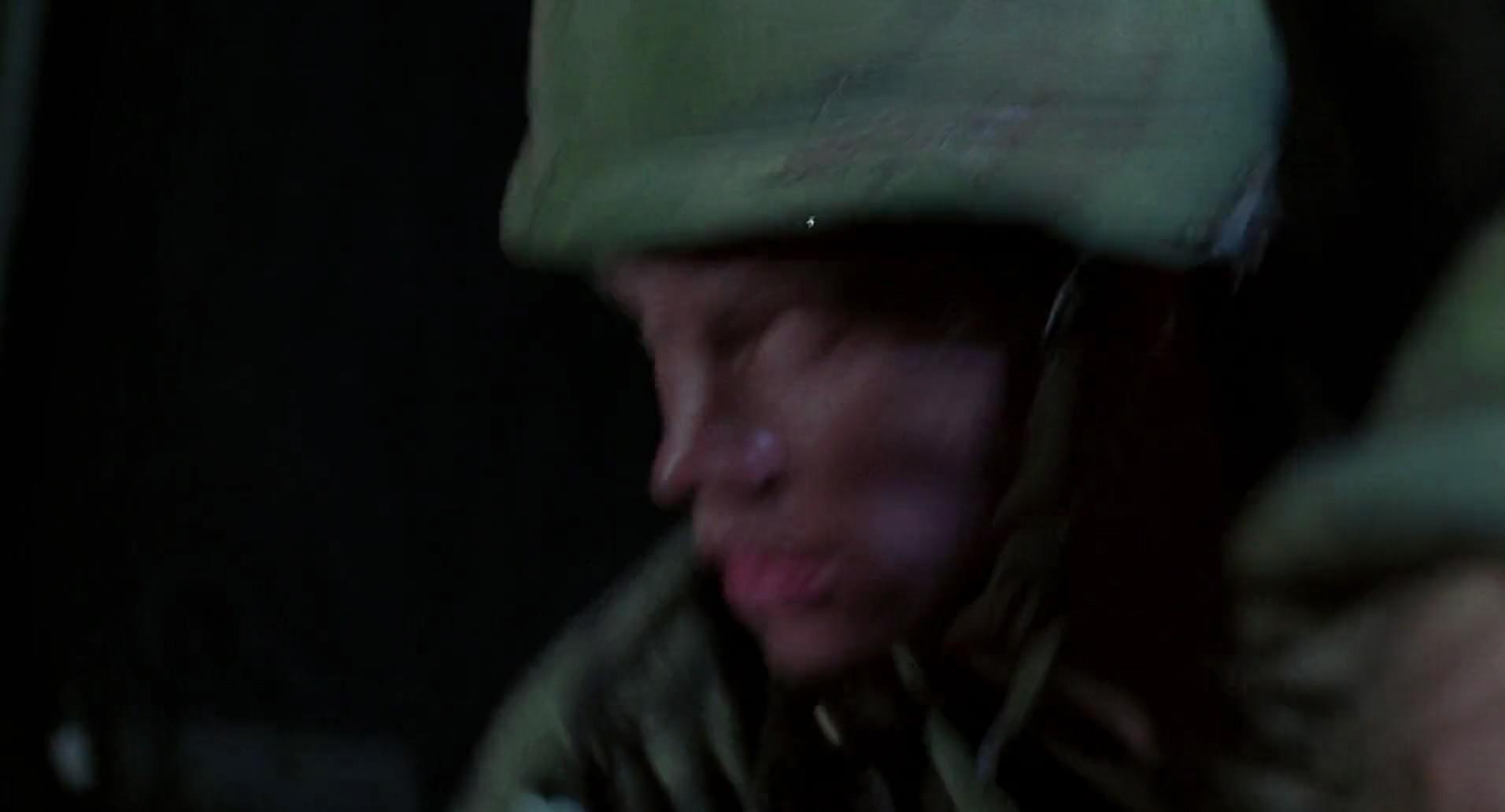 Barb Wire (1996) screencap 5898