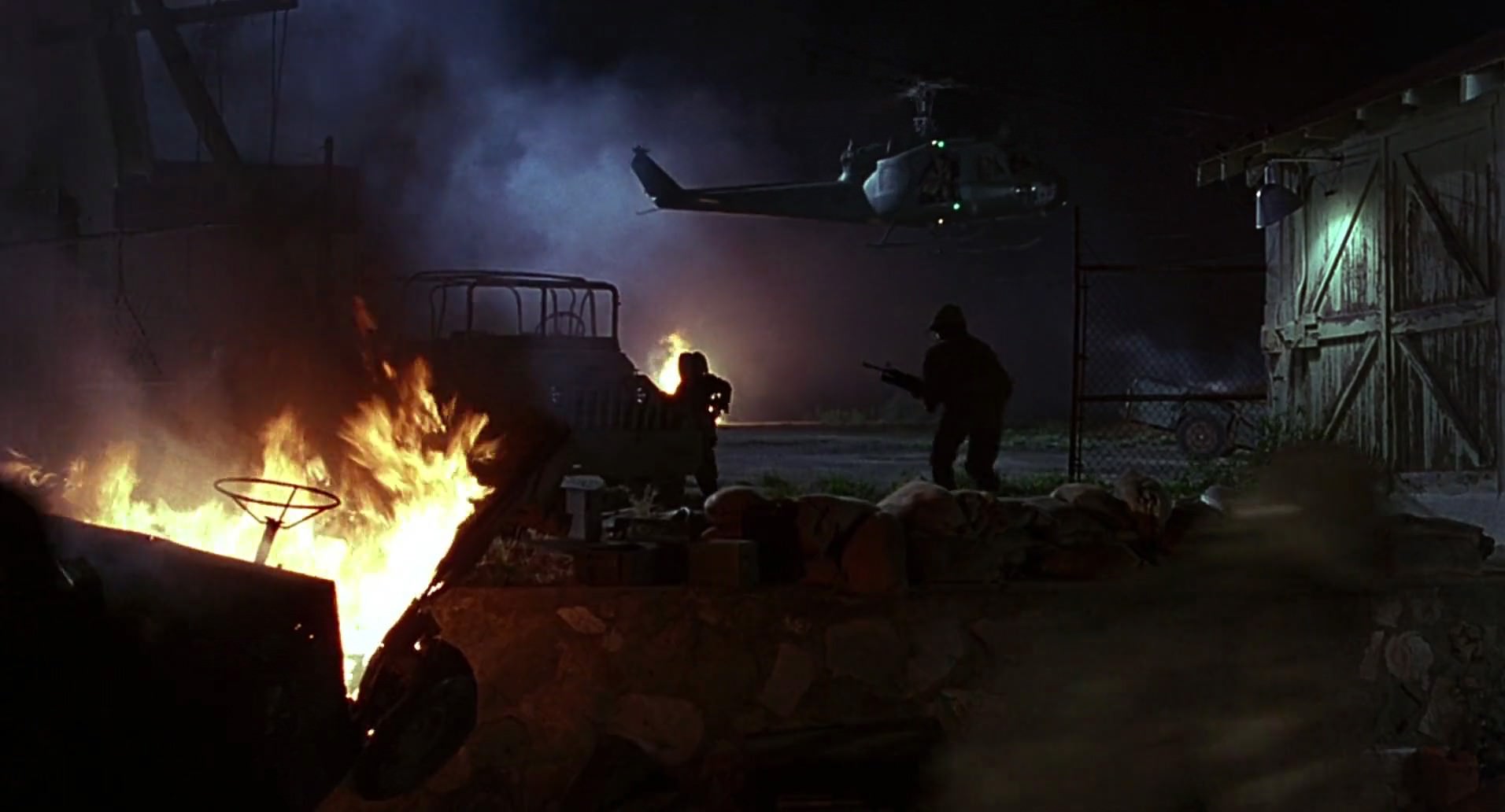 Barb Wire (1996) screencap 5925