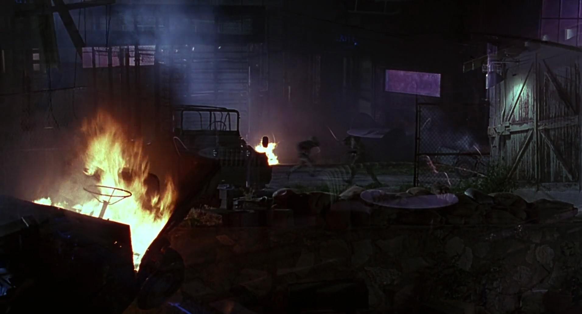 Barb Wire (1996) screencap 5931