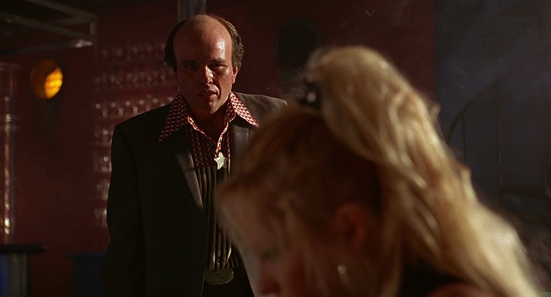 Barb Wire (1996) screencap 5979
