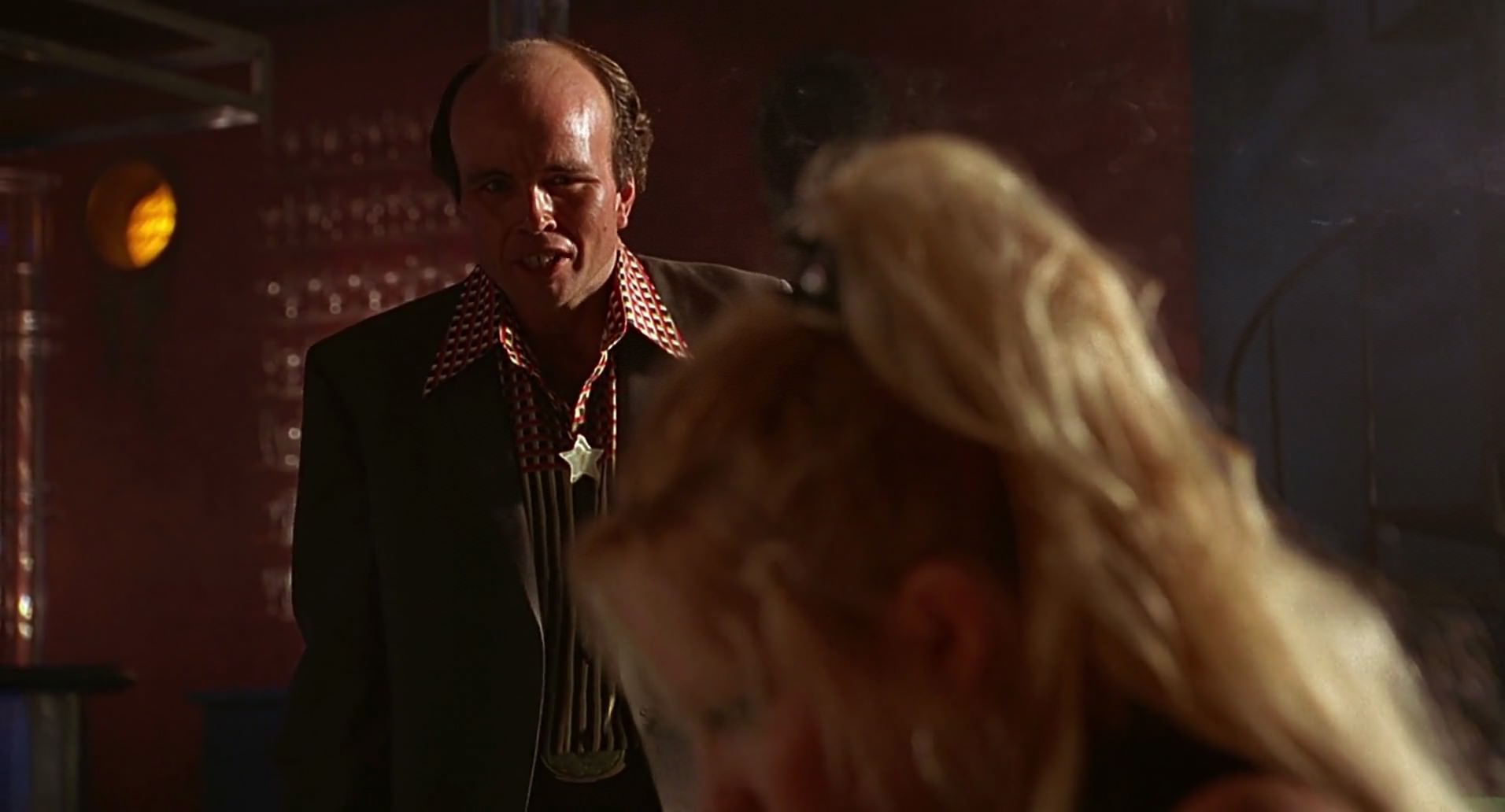 Barb Wire (1996) screencap 5982