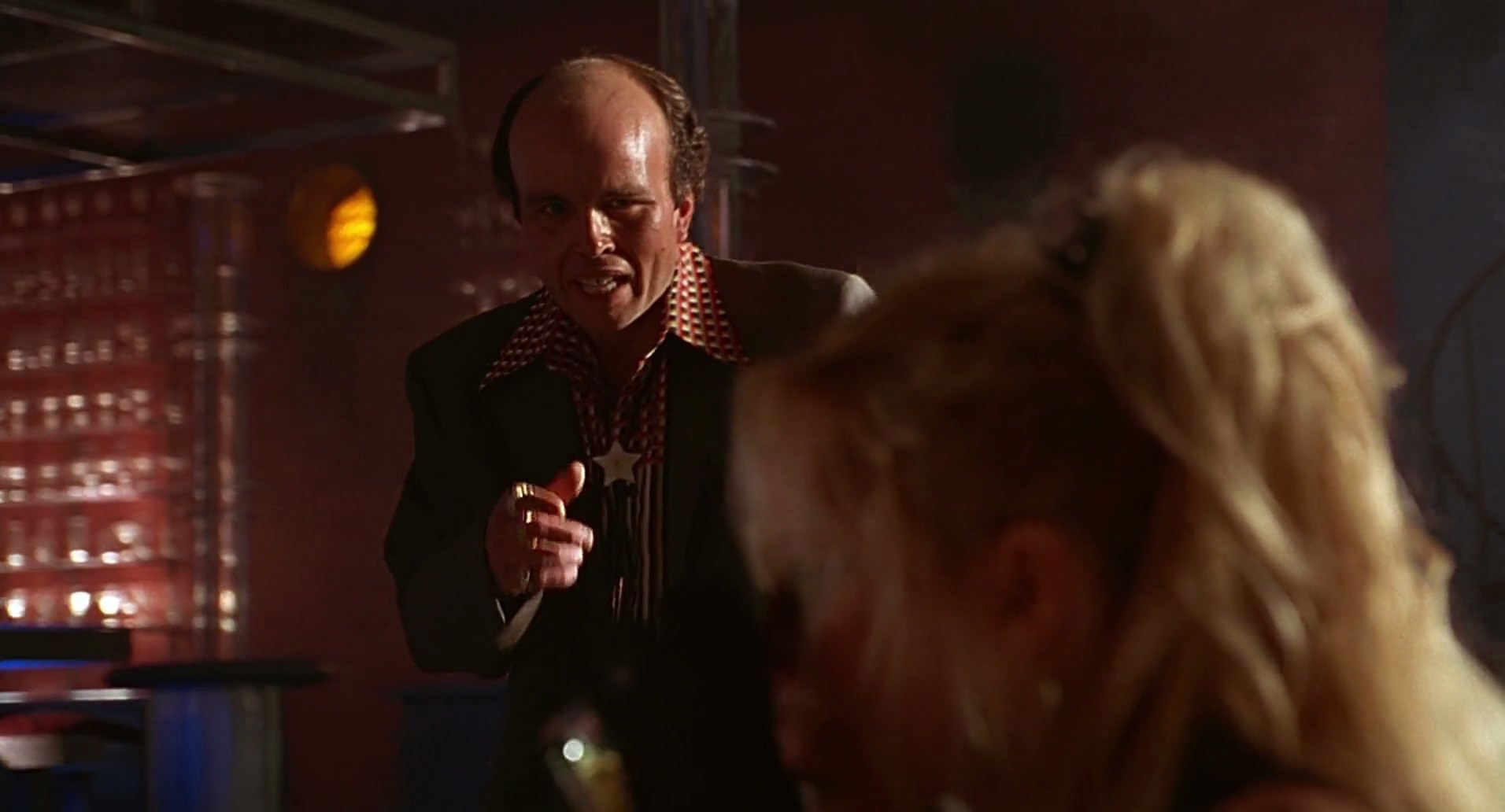 Barb Wire (1996) HD screenshot 5987