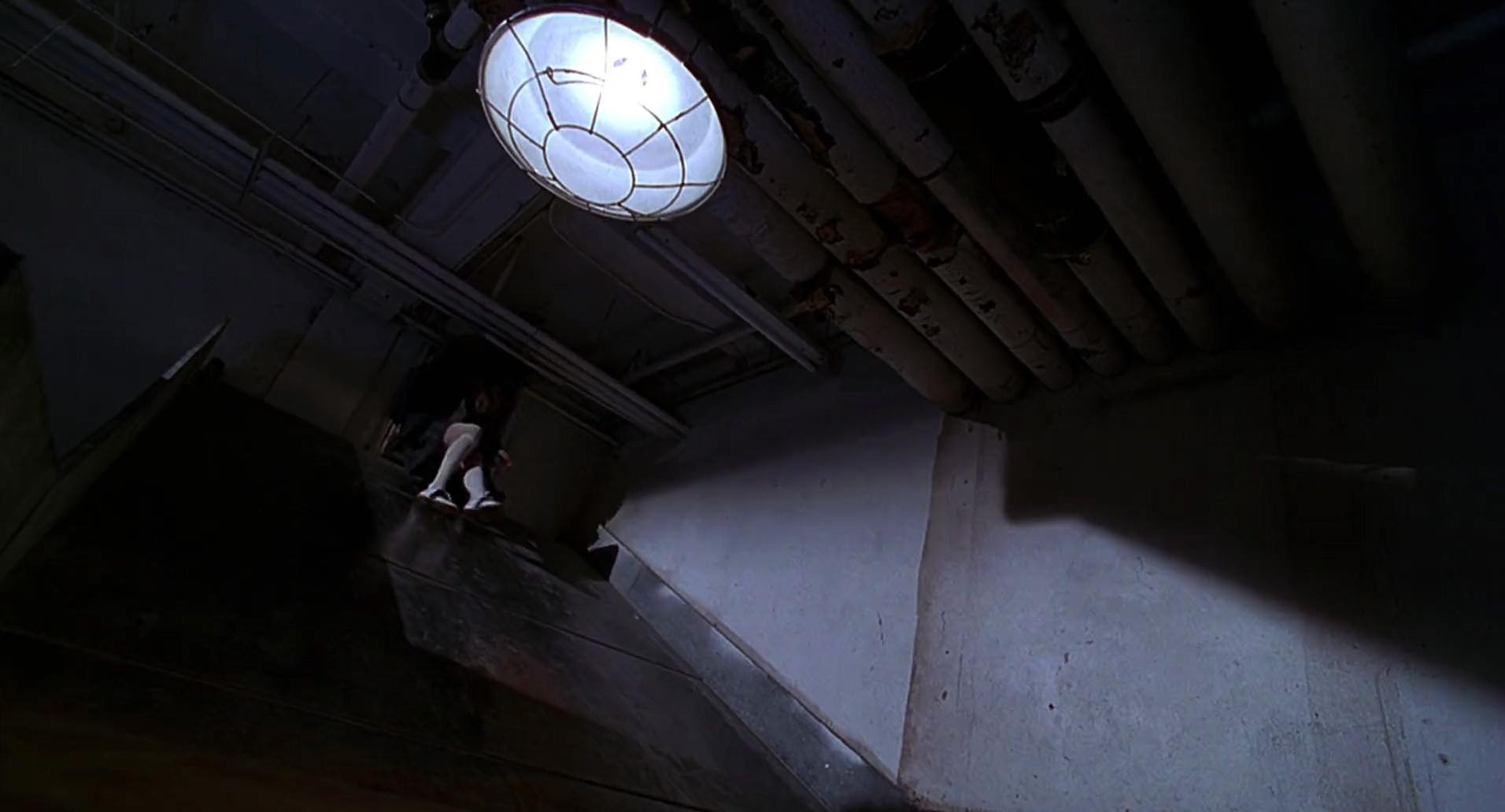 Barb Wire (1996) screencap 600