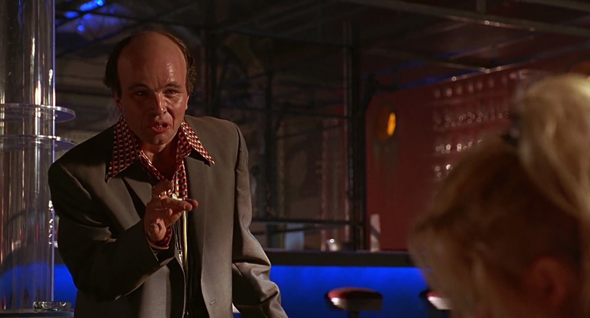 Barb Wire (1996) screencap 6003