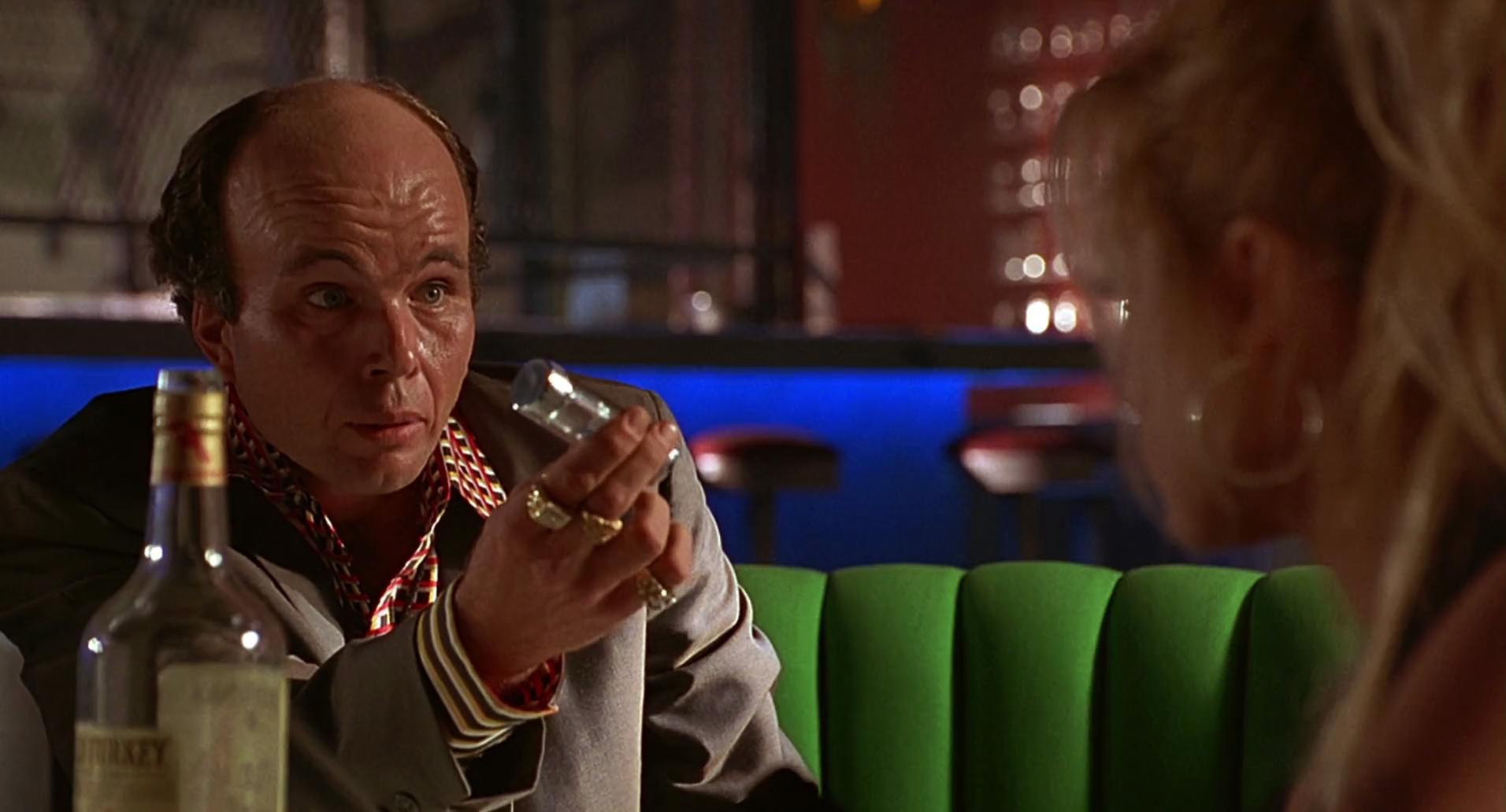 Barb Wire (1996) screencap 6039