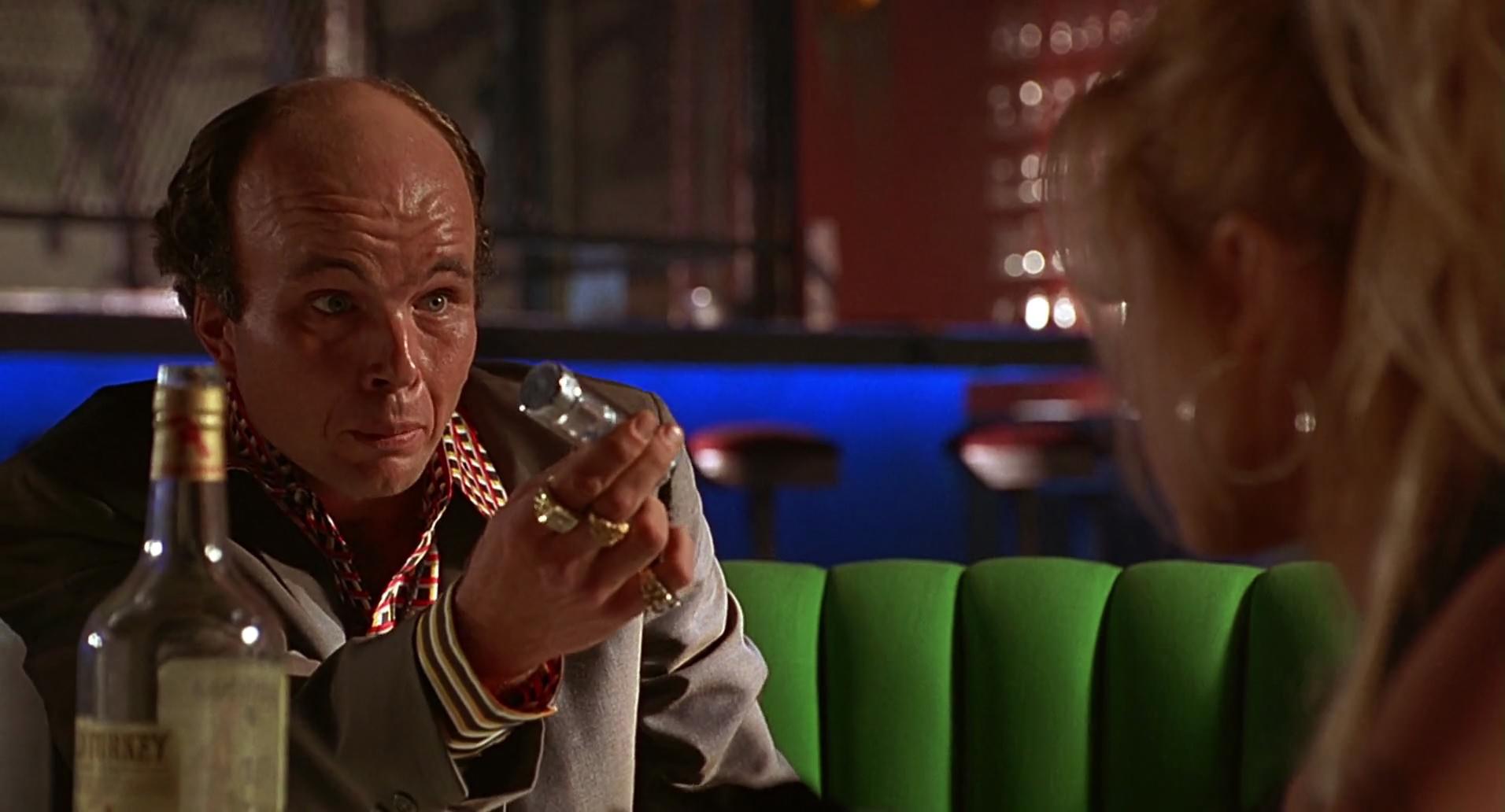 Barb Wire (1996) HD screenshot 6041