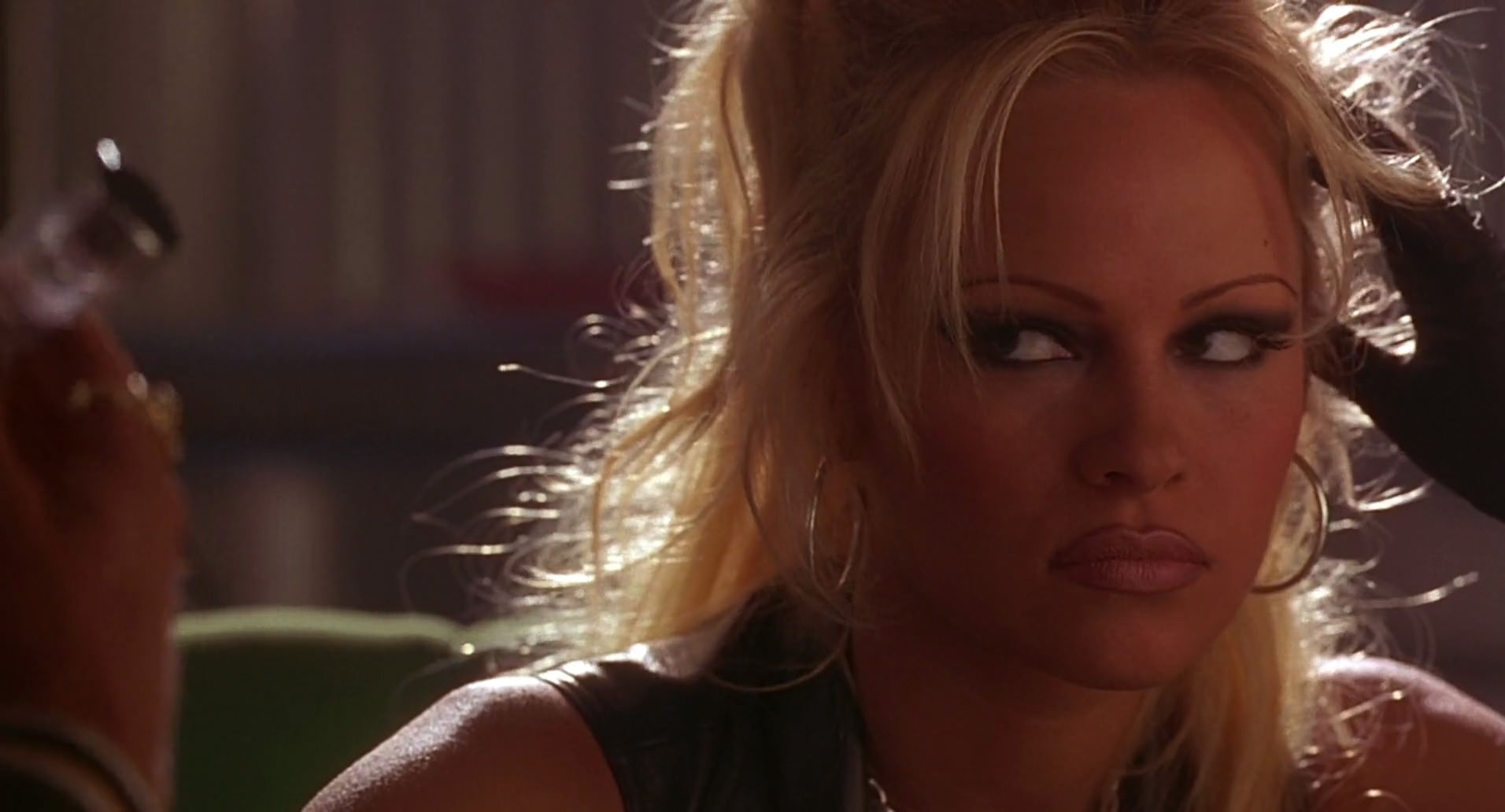 Barb Wire (1996) HD screenshot 6092