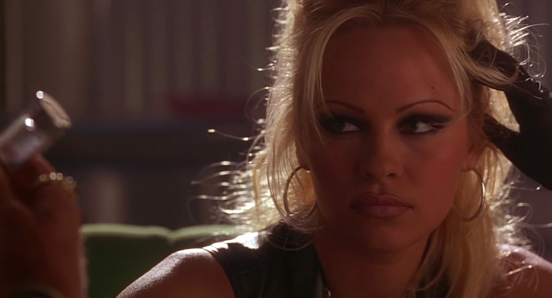 Barb Wire (1996) HD screenshot 6095