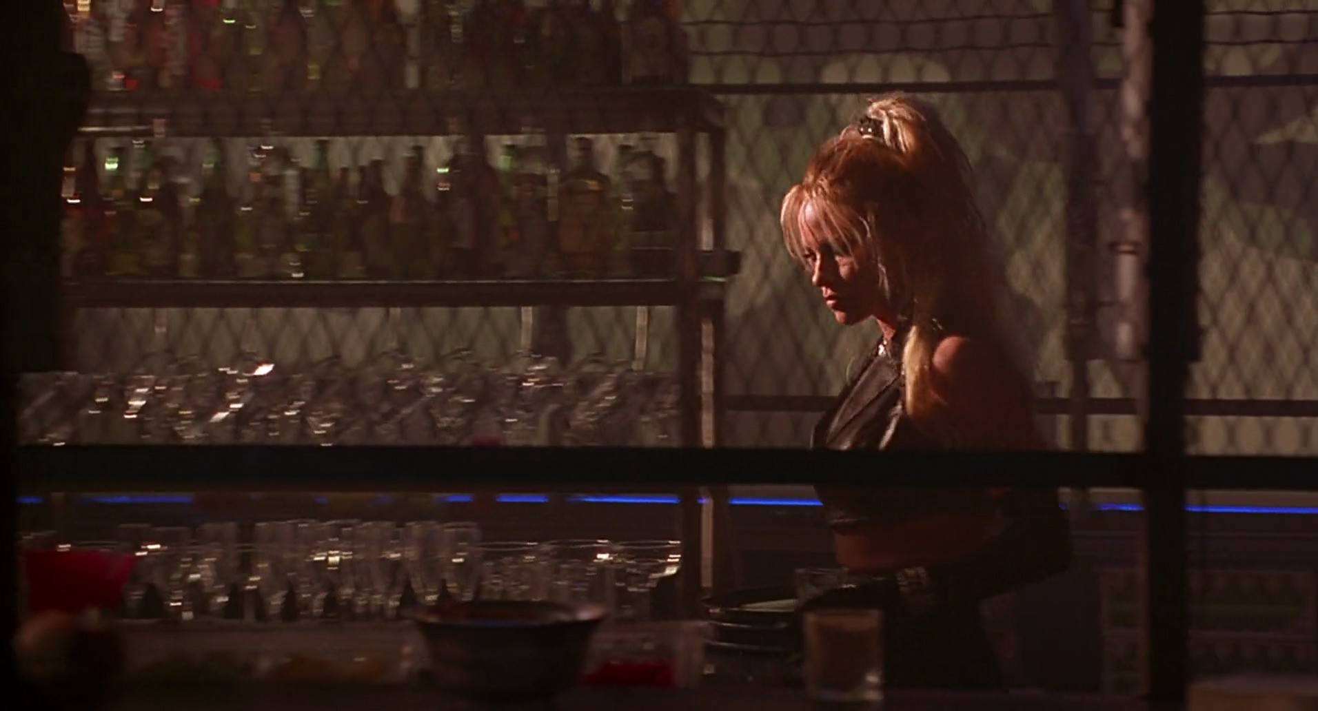 Barb Wire (1996) HD screenshot 6158
