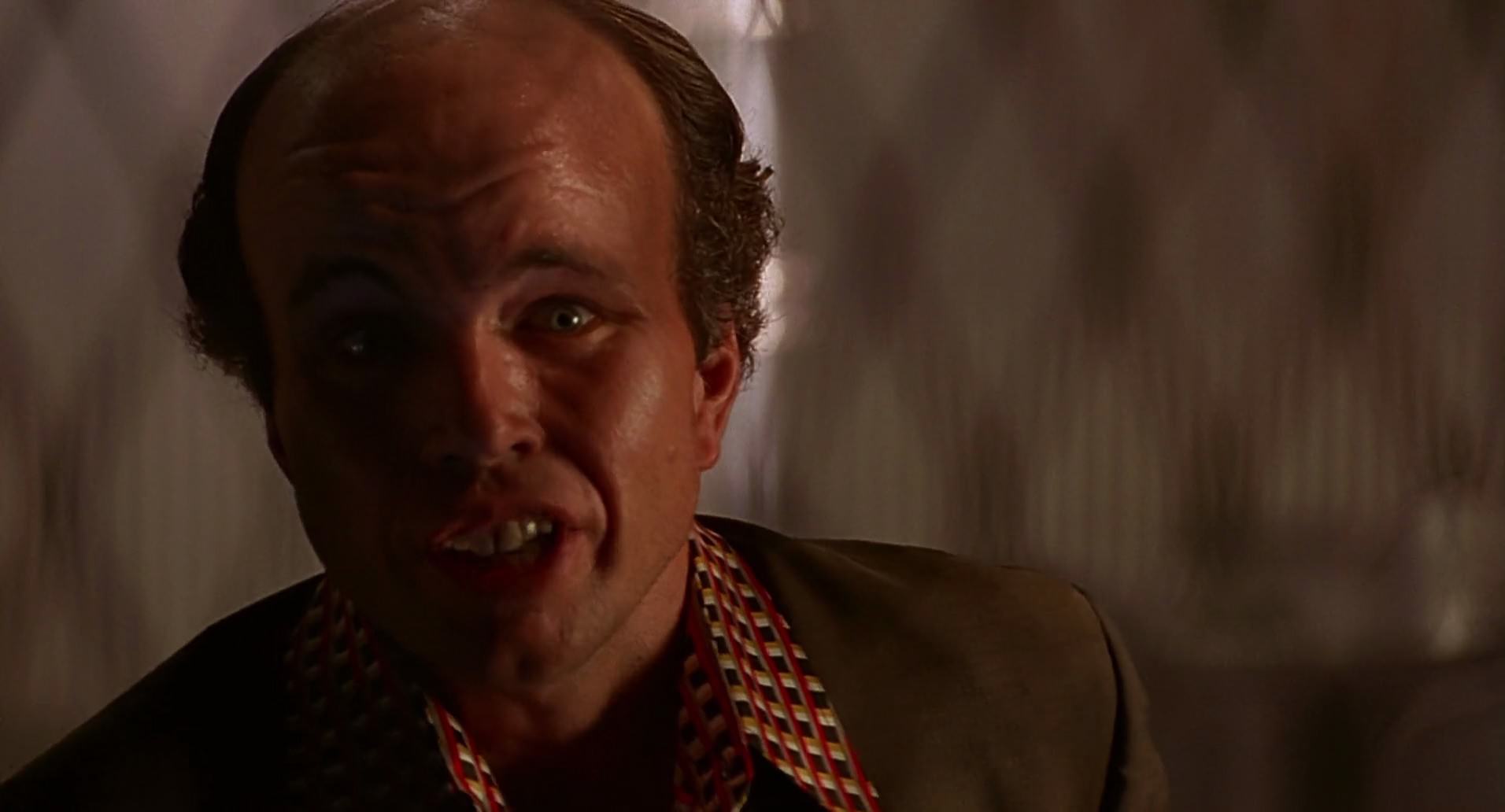 Barb Wire (1996) screencap 6189