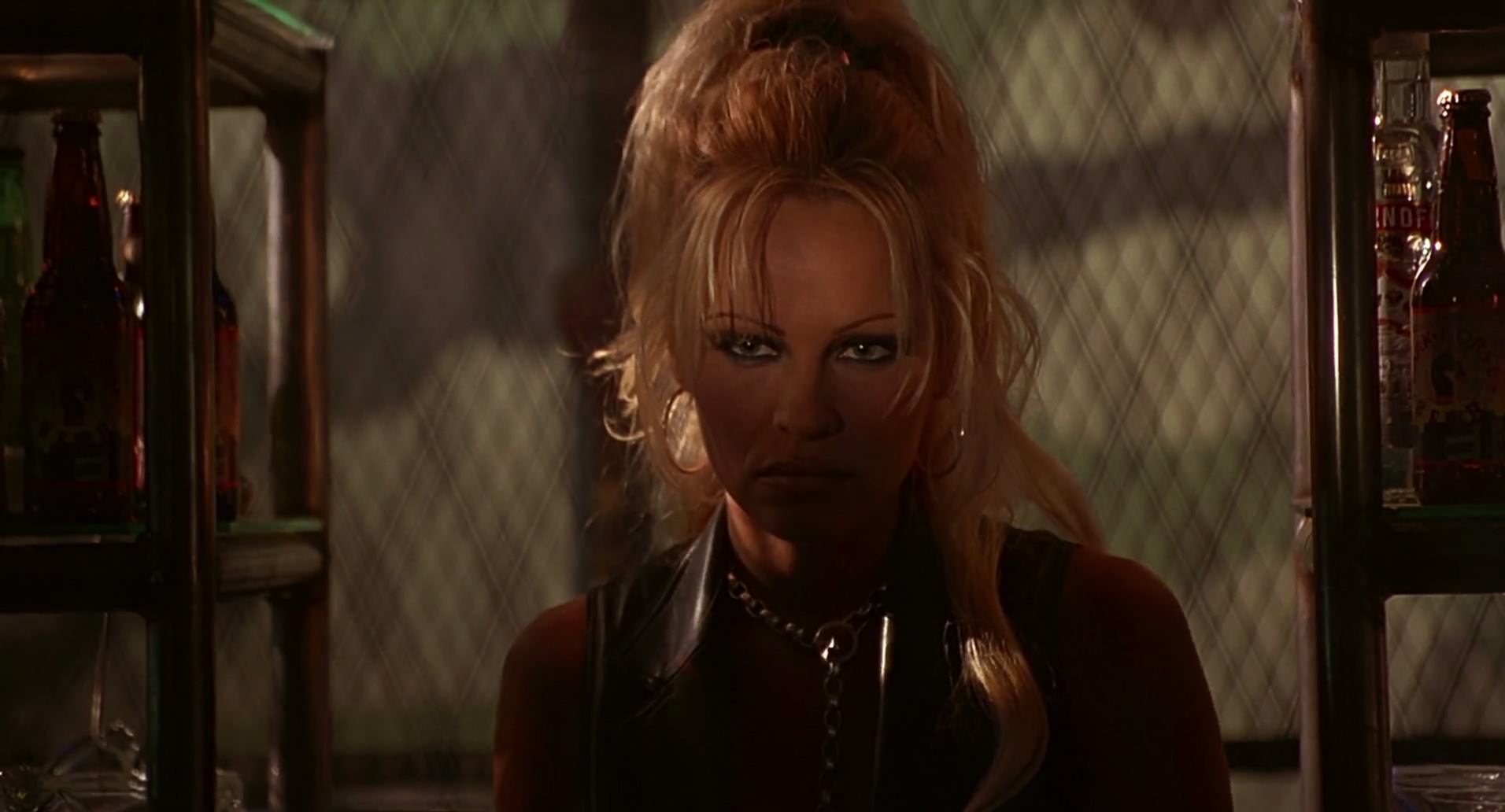Barb Wire (1996) HD screenshot 6197