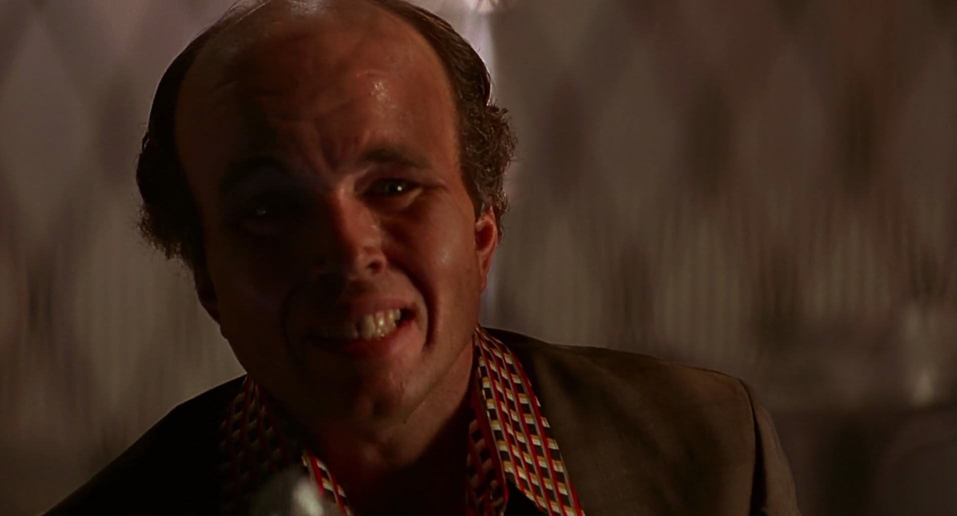 Barb Wire (1996) screencap 6201