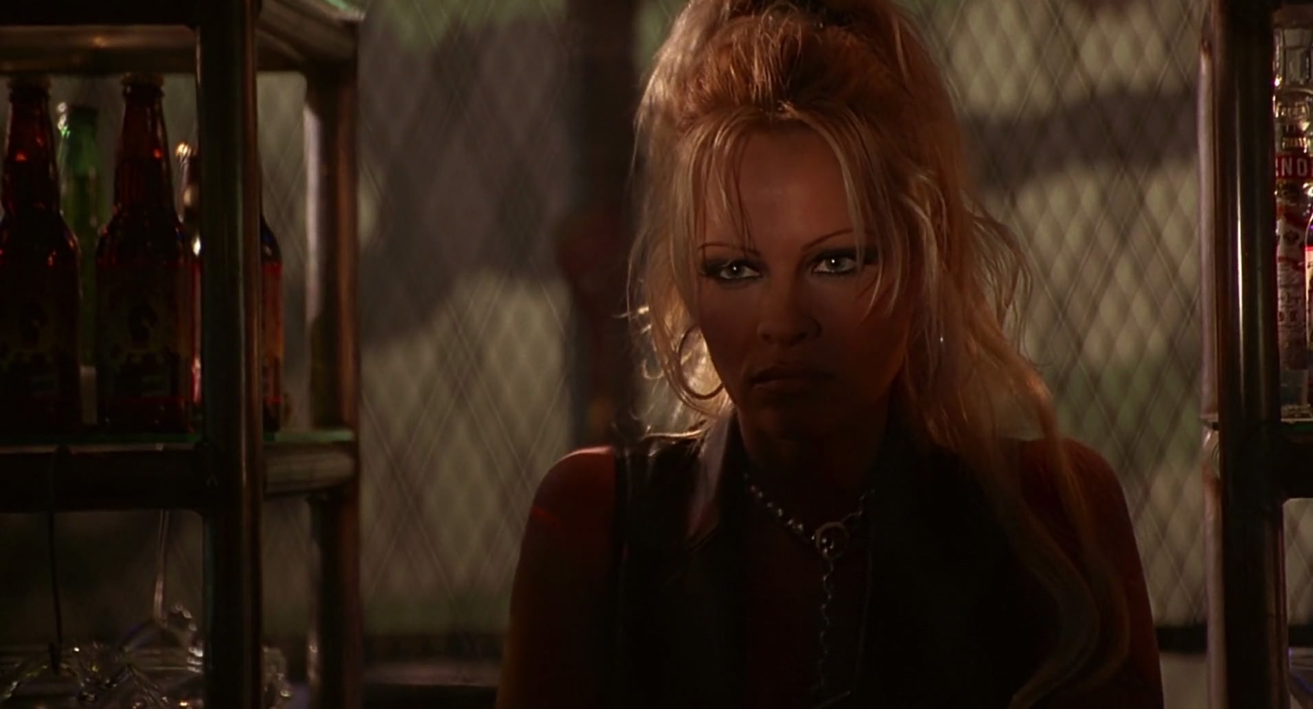Barb Wire (1996) HD screenshot 6206