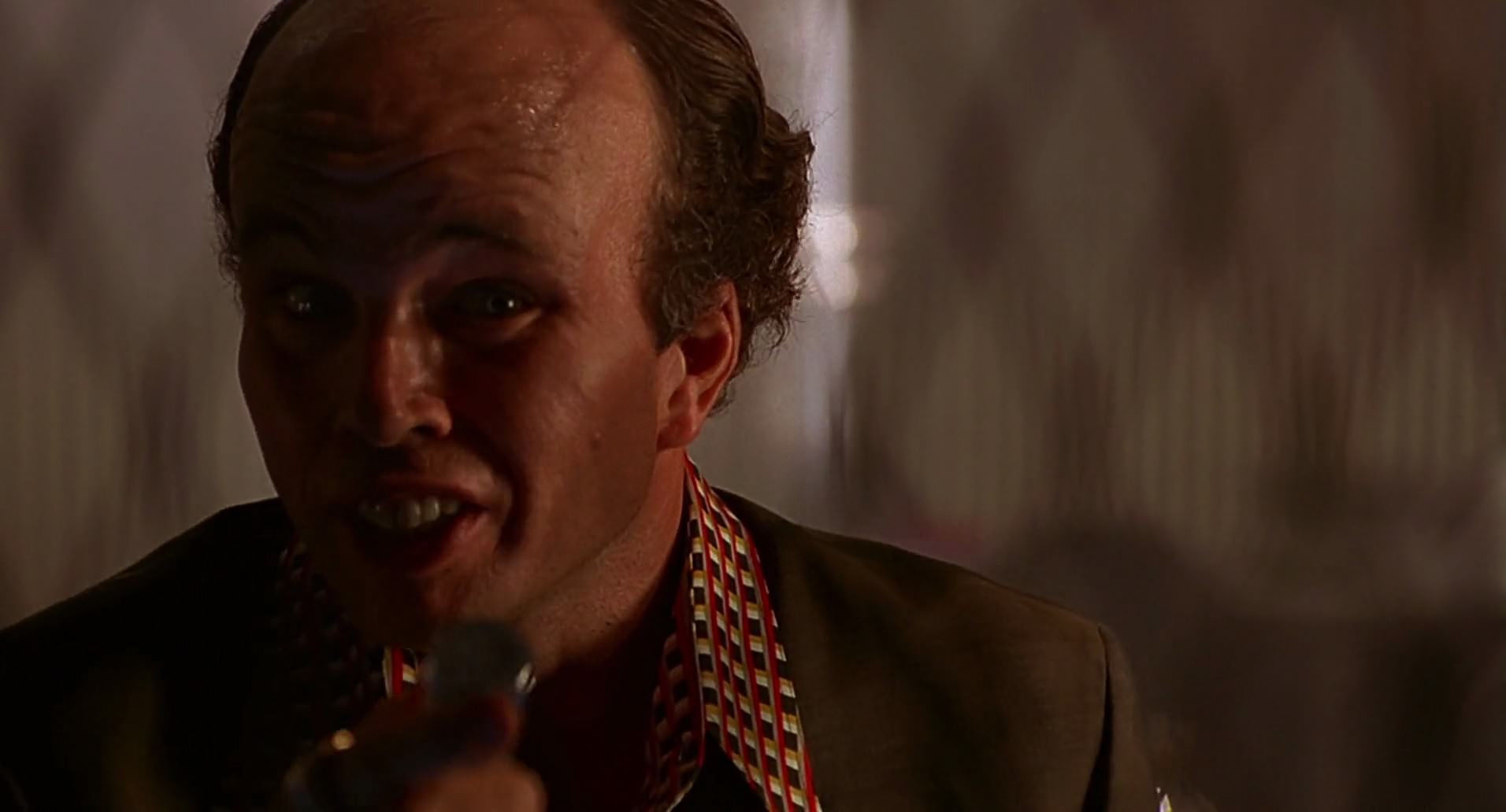 Barb Wire (1996) HD screenshot 6212