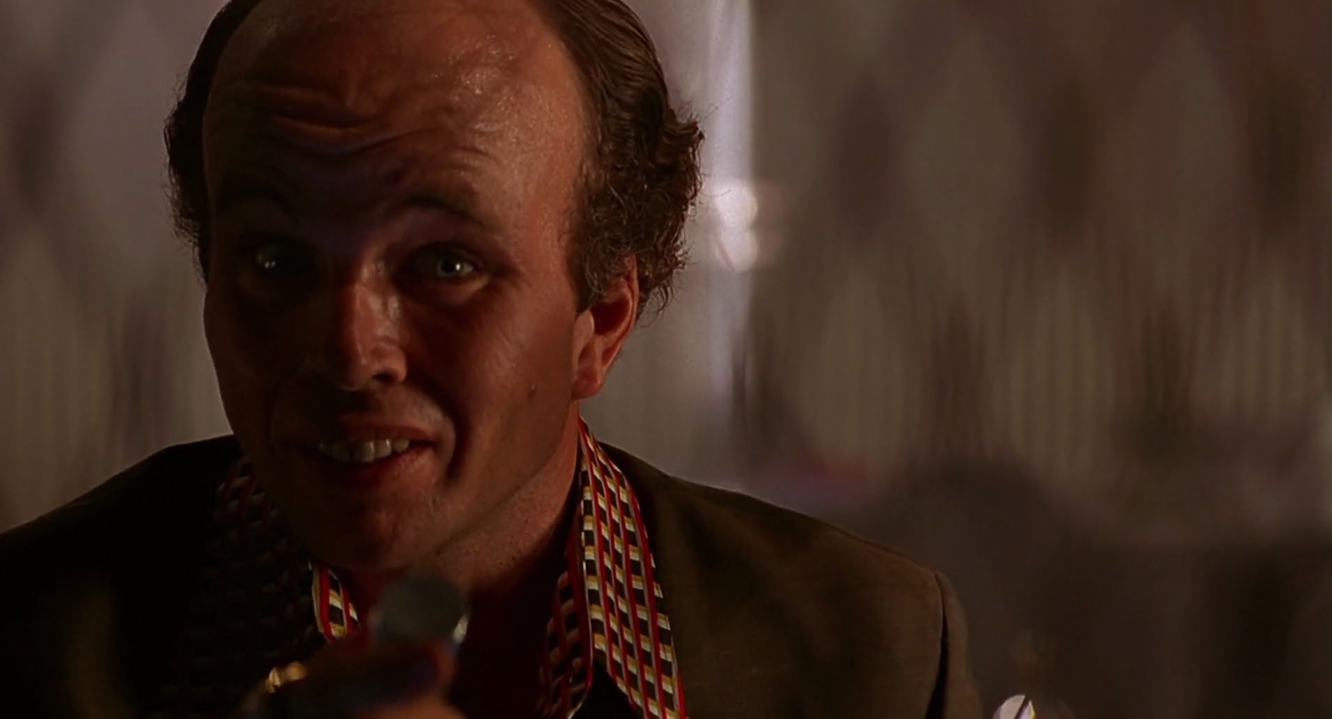 Barb Wire (1996) screencap 6213