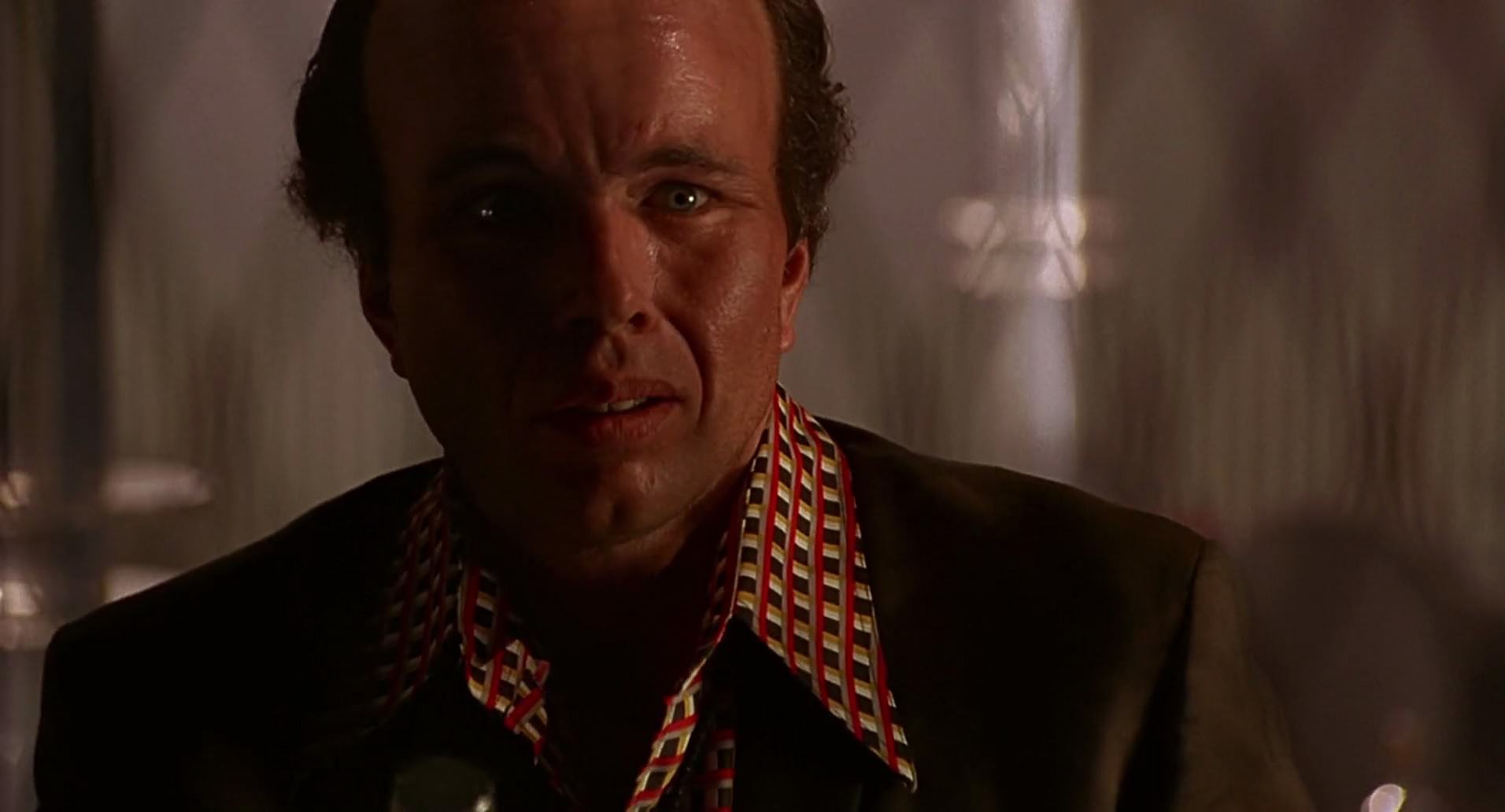 Barb Wire (1996) screencap 6225