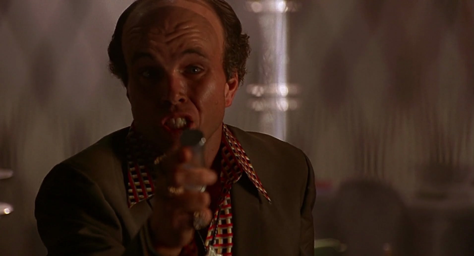 Barb Wire (1996) screencap 6243