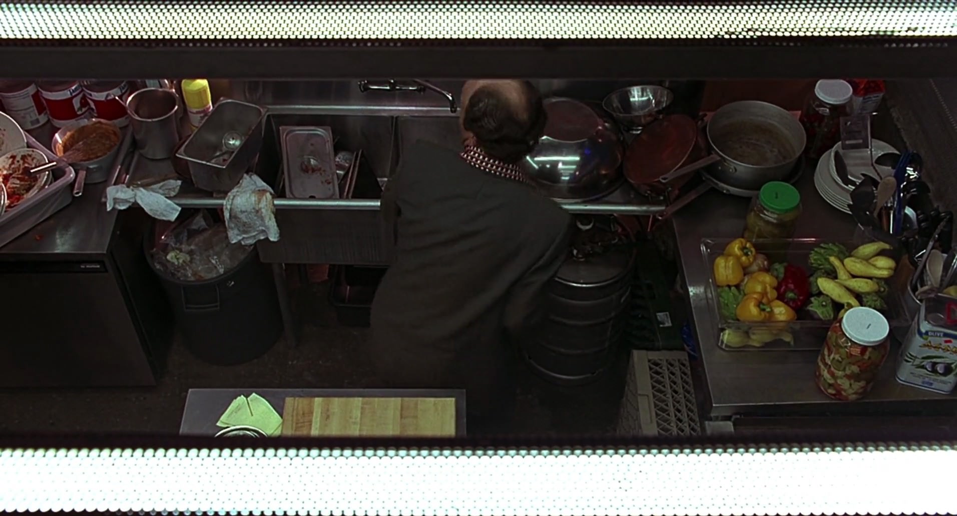 Barb Wire (1996) screencap 6276