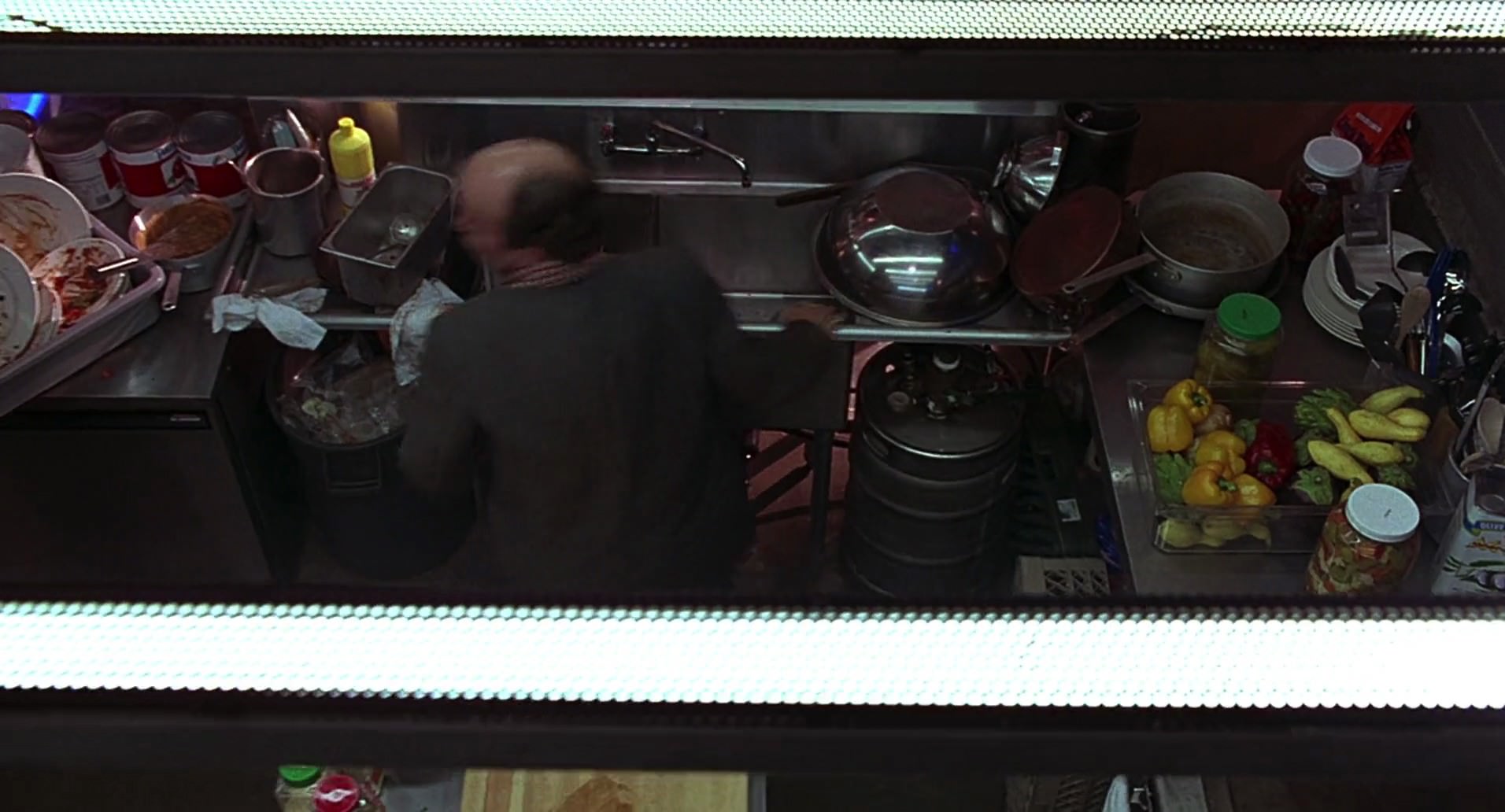 Barb Wire (1996) HD screenshot 6287