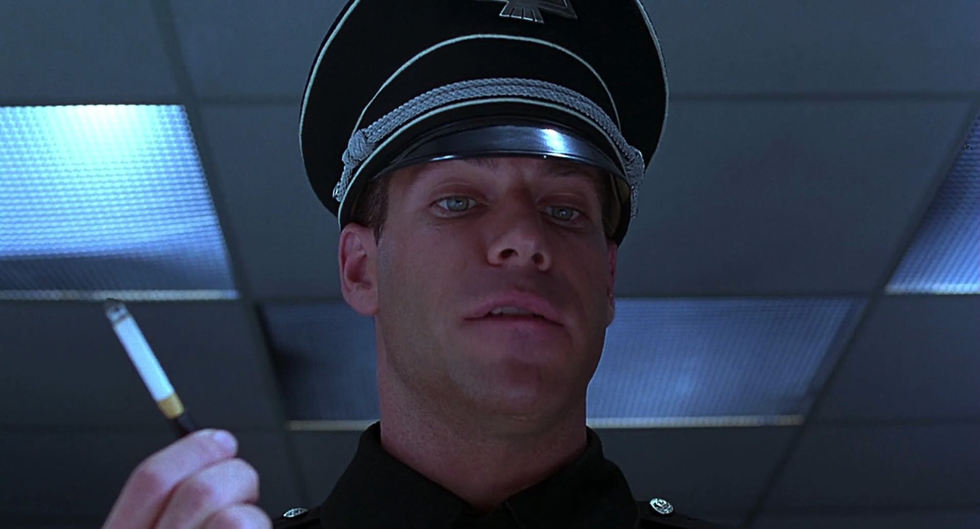 Barb Wire (1996) HD screenshot 6326