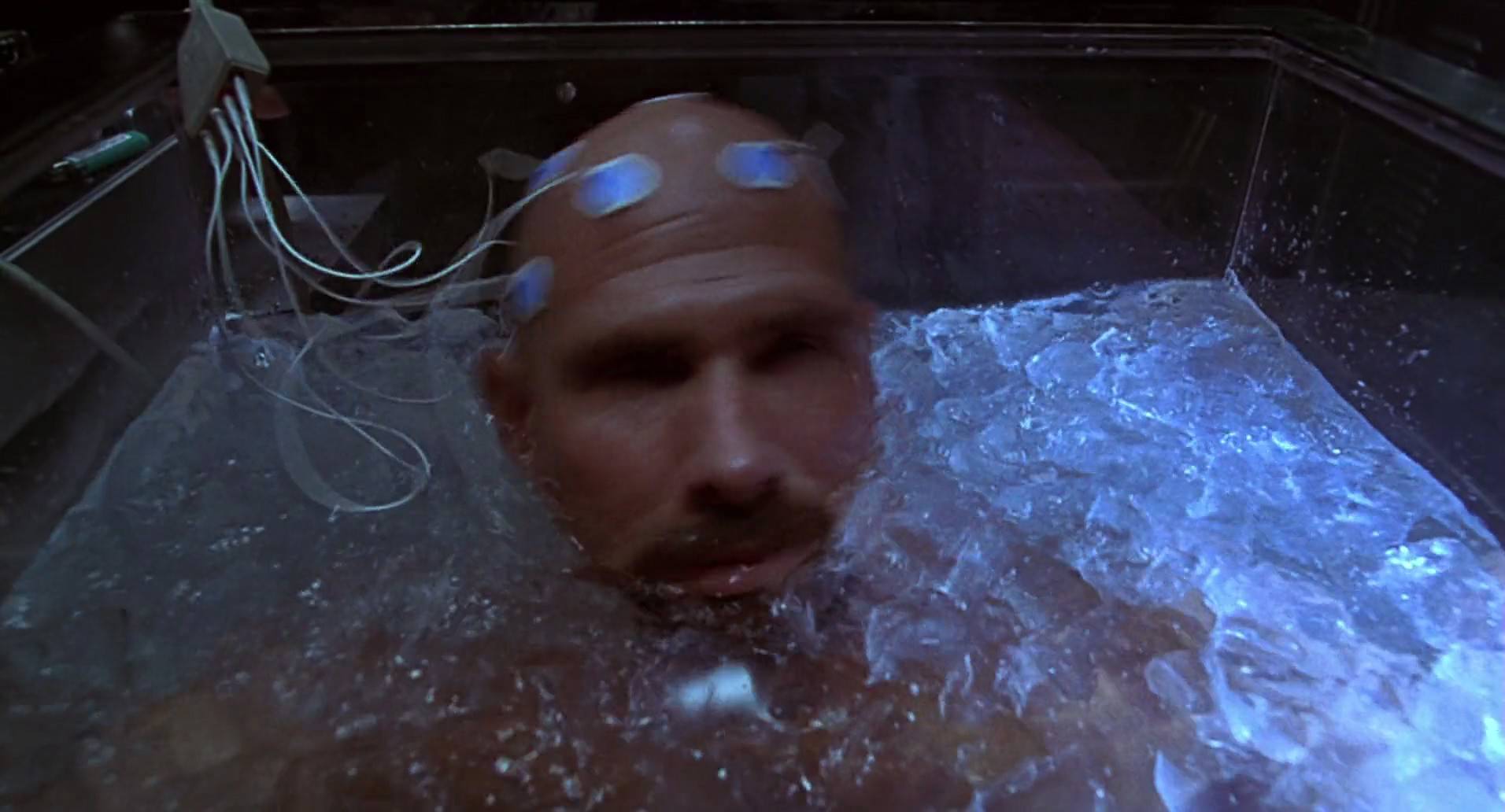 Barb Wire (1996) HD screenshot 6371