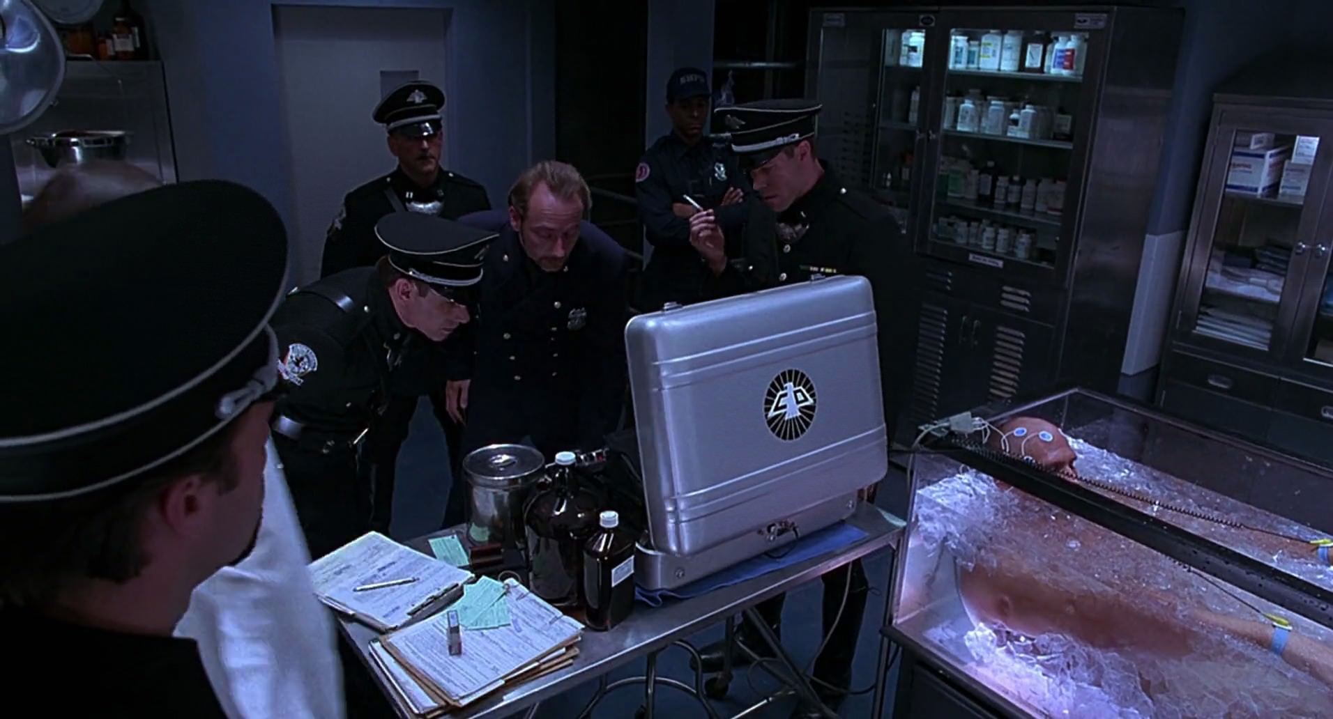 Barb Wire (1996) HD screenshot 6395
